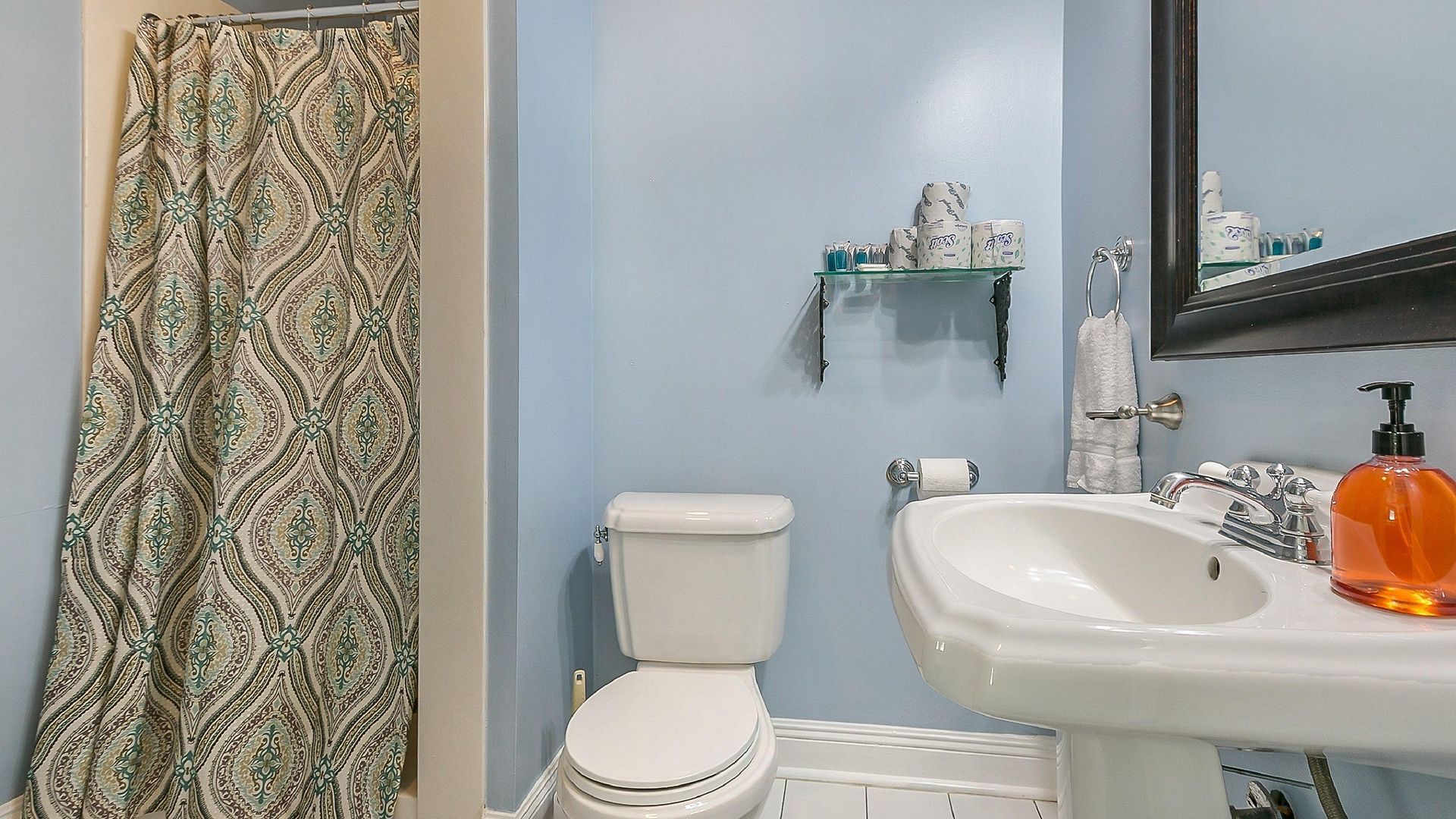Comfortable Rooms Near All Nola Hot Spots New Orleans