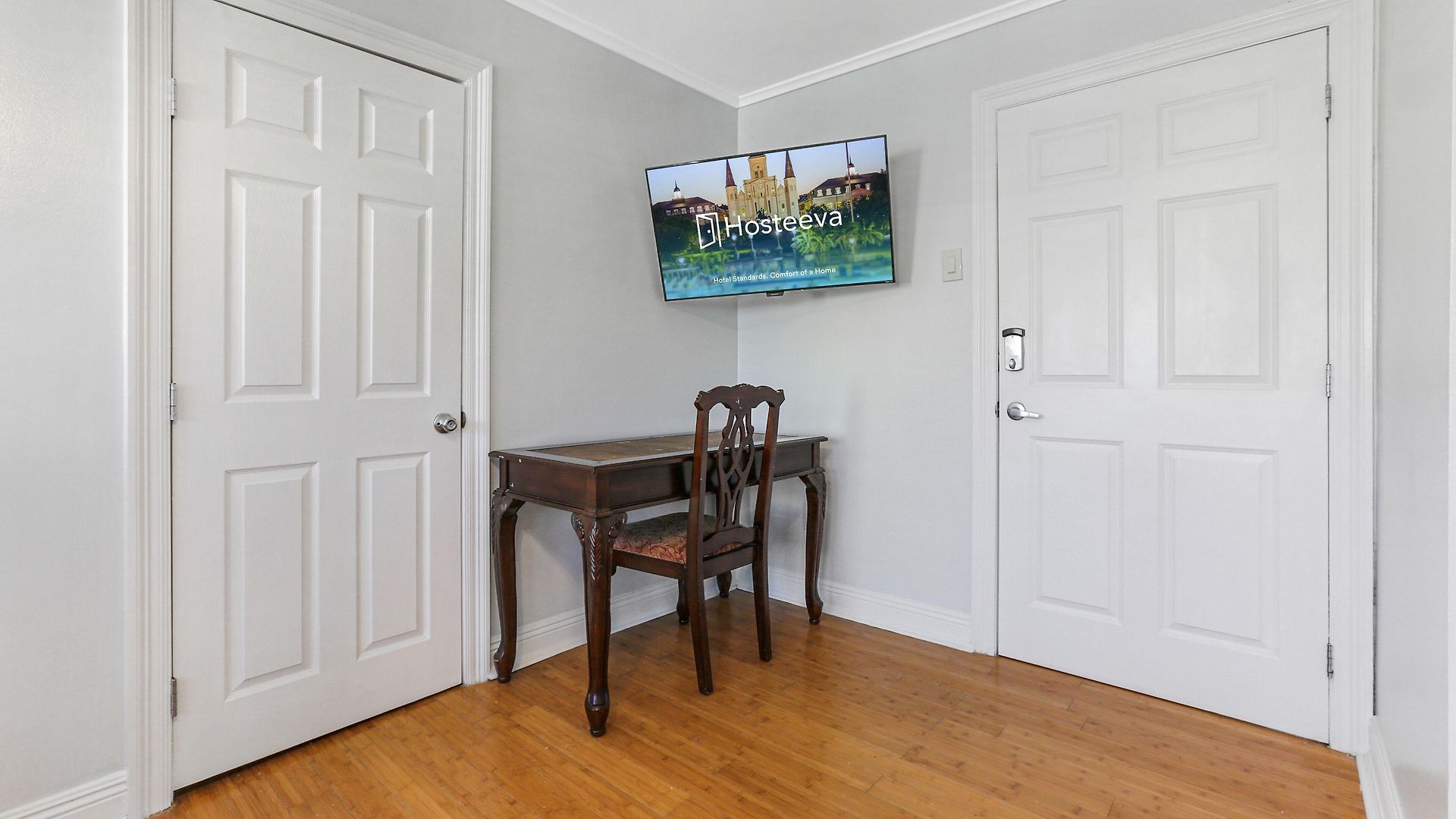 Apartment Comfortable Rooms Near All Nola Hot Spots *