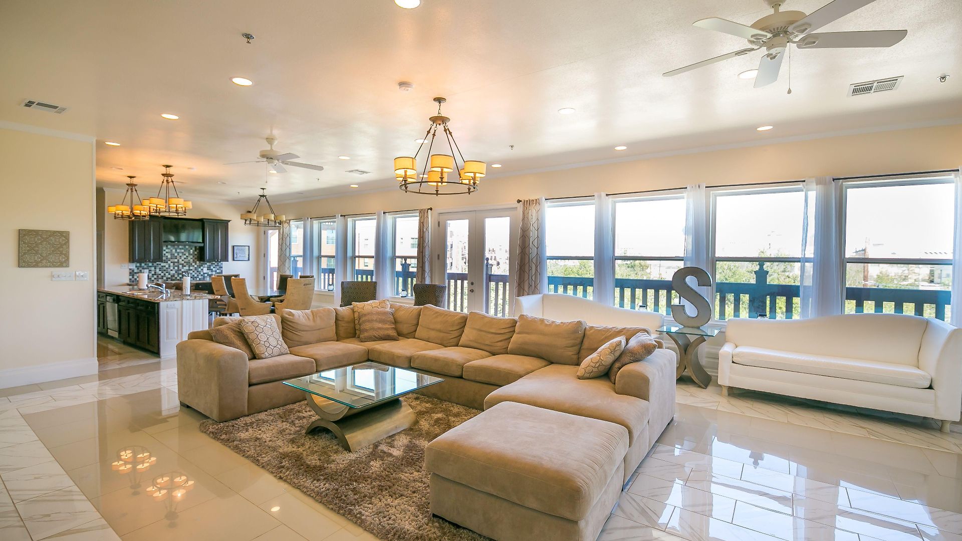 Aparthotel Modern, Spacious With Luxury Amenities New Orleans