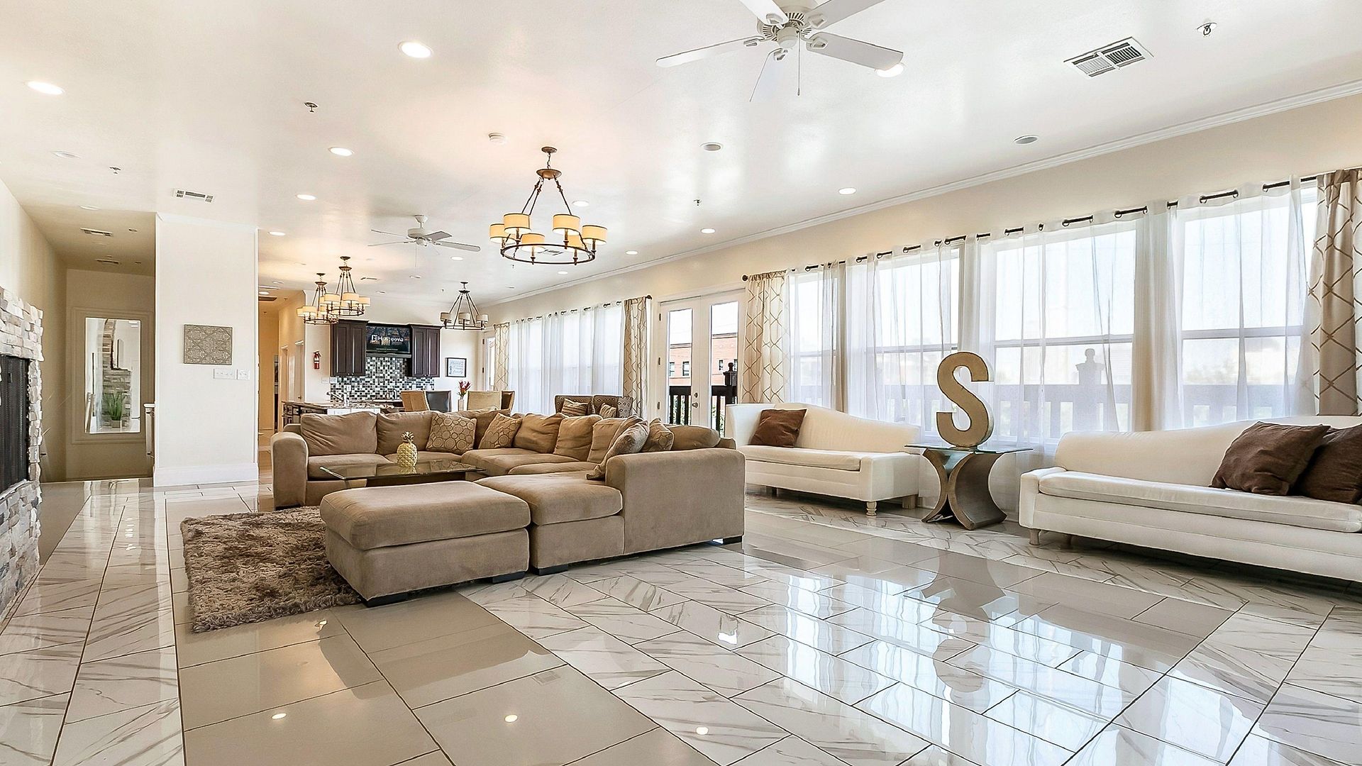 Modern, Spacious With Luxury Amenities 3* New Orleans