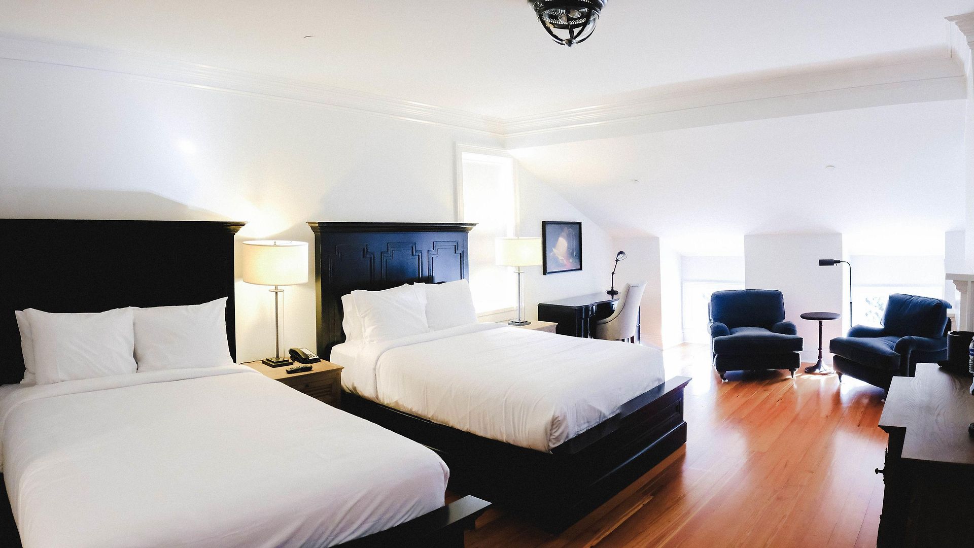 Hotel Royal Frenchmen And Bar New Orleans
