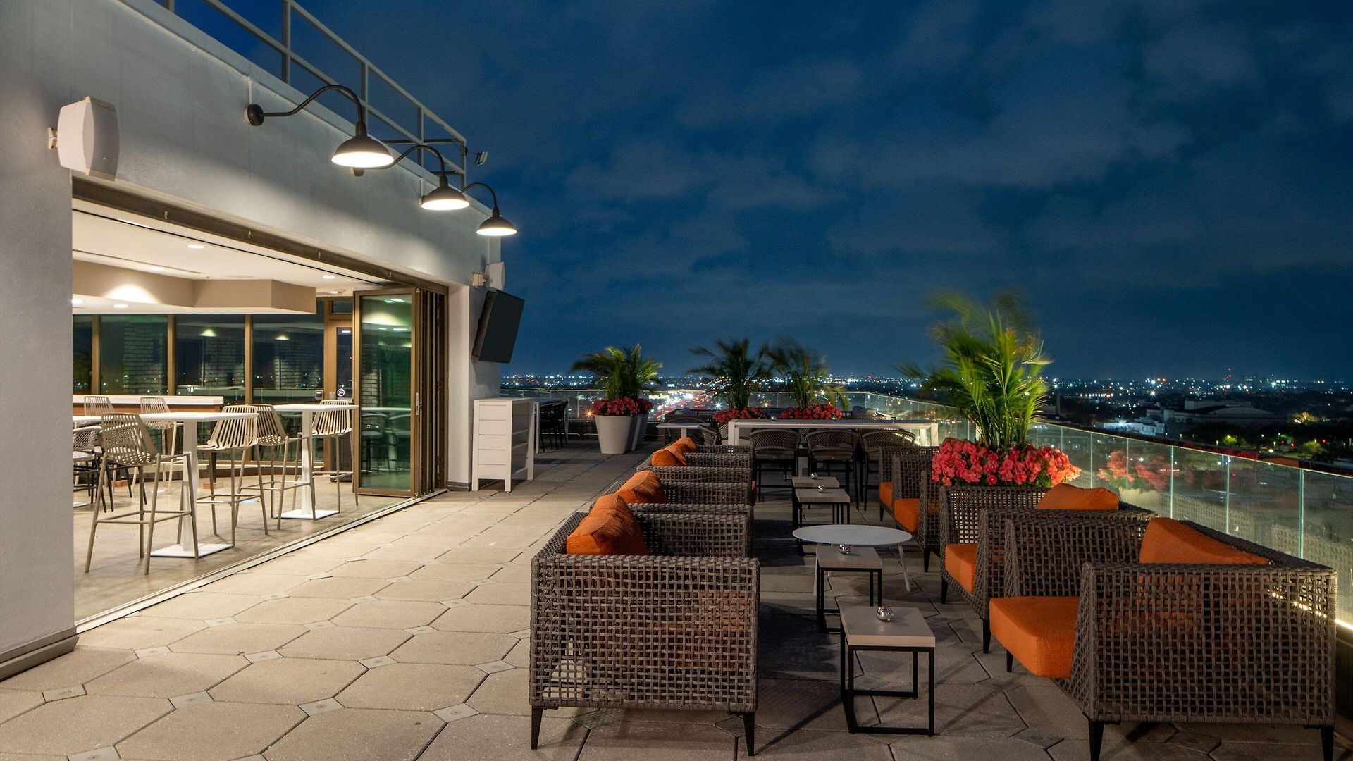 Springhill By Marriott Downtown/canal Street Hotel 4*