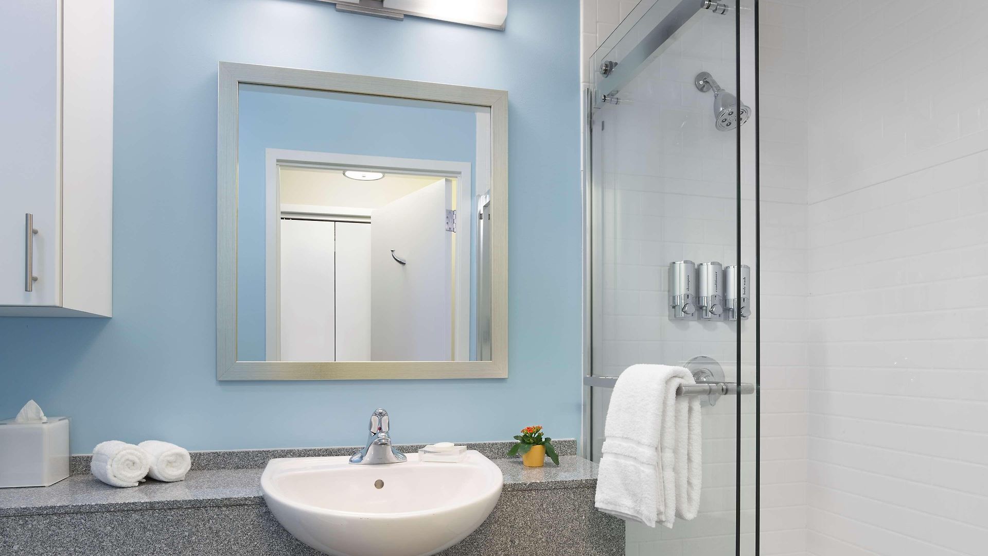 Sonesta Es Downtown Hotel