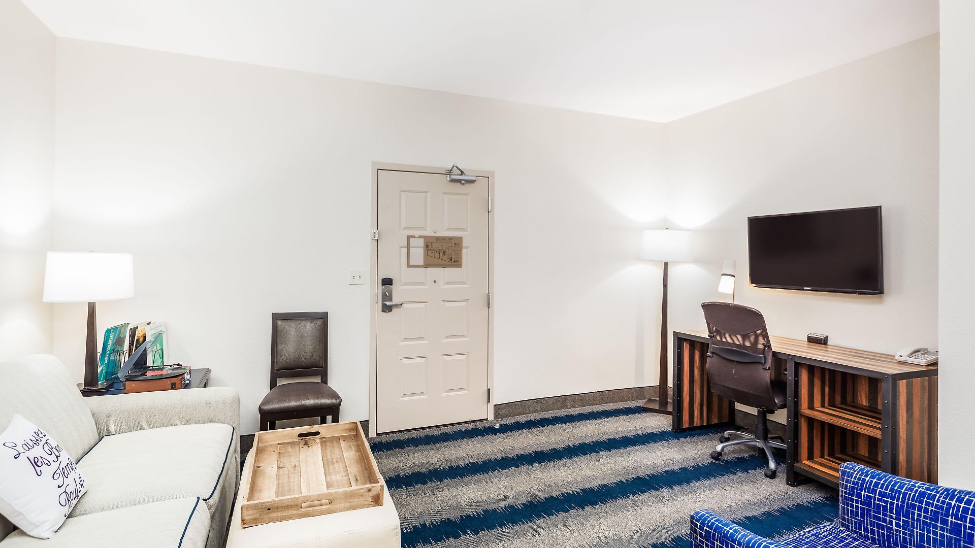 The Mercantile 3*