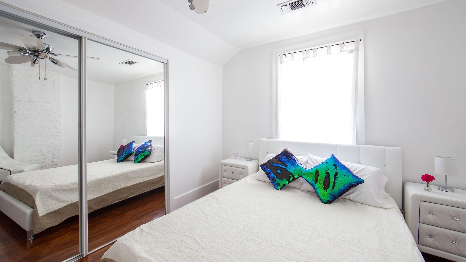 Motel Magazine Mansion 3*