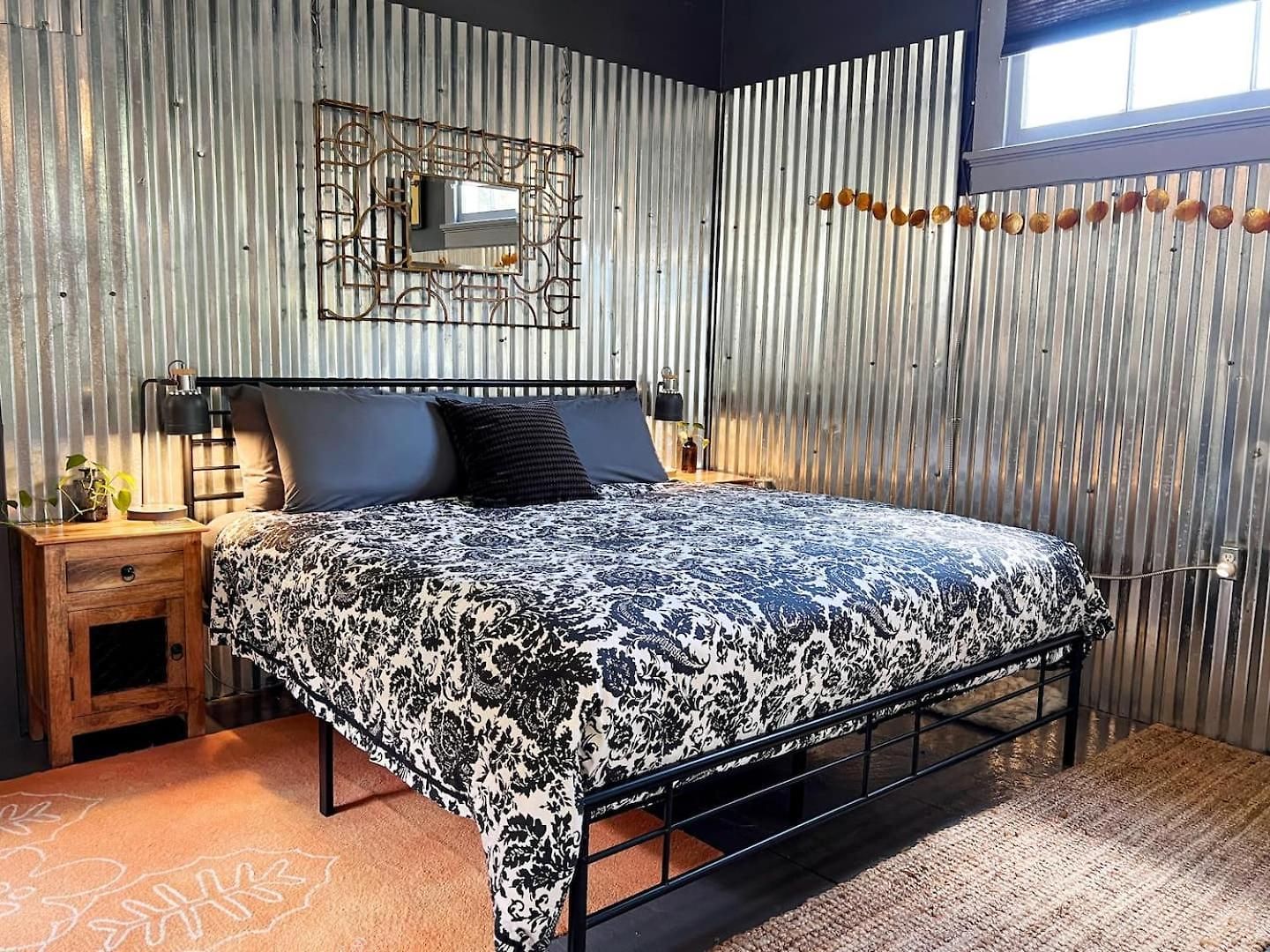 Algiers Point King Loft - Walk To Ferry & River *