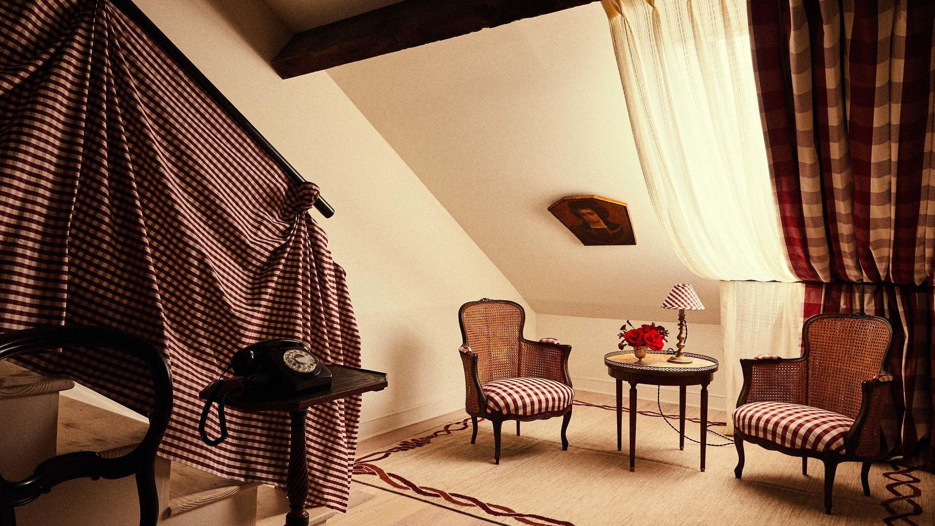 Peter And Paul, An Ash Hotel