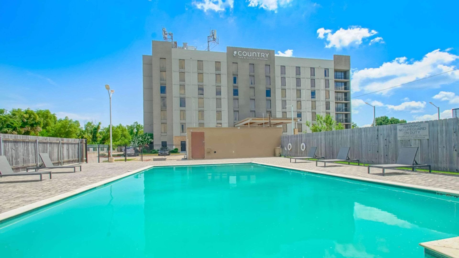 Hotel Country & By Radisson, I-10 East, La New Orleans
