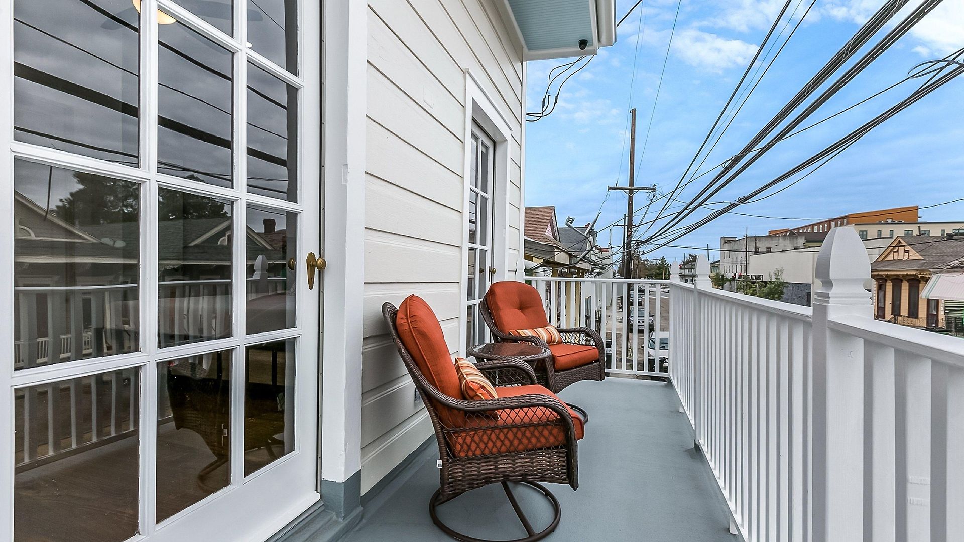 4br With Luxury Amenities Apartment