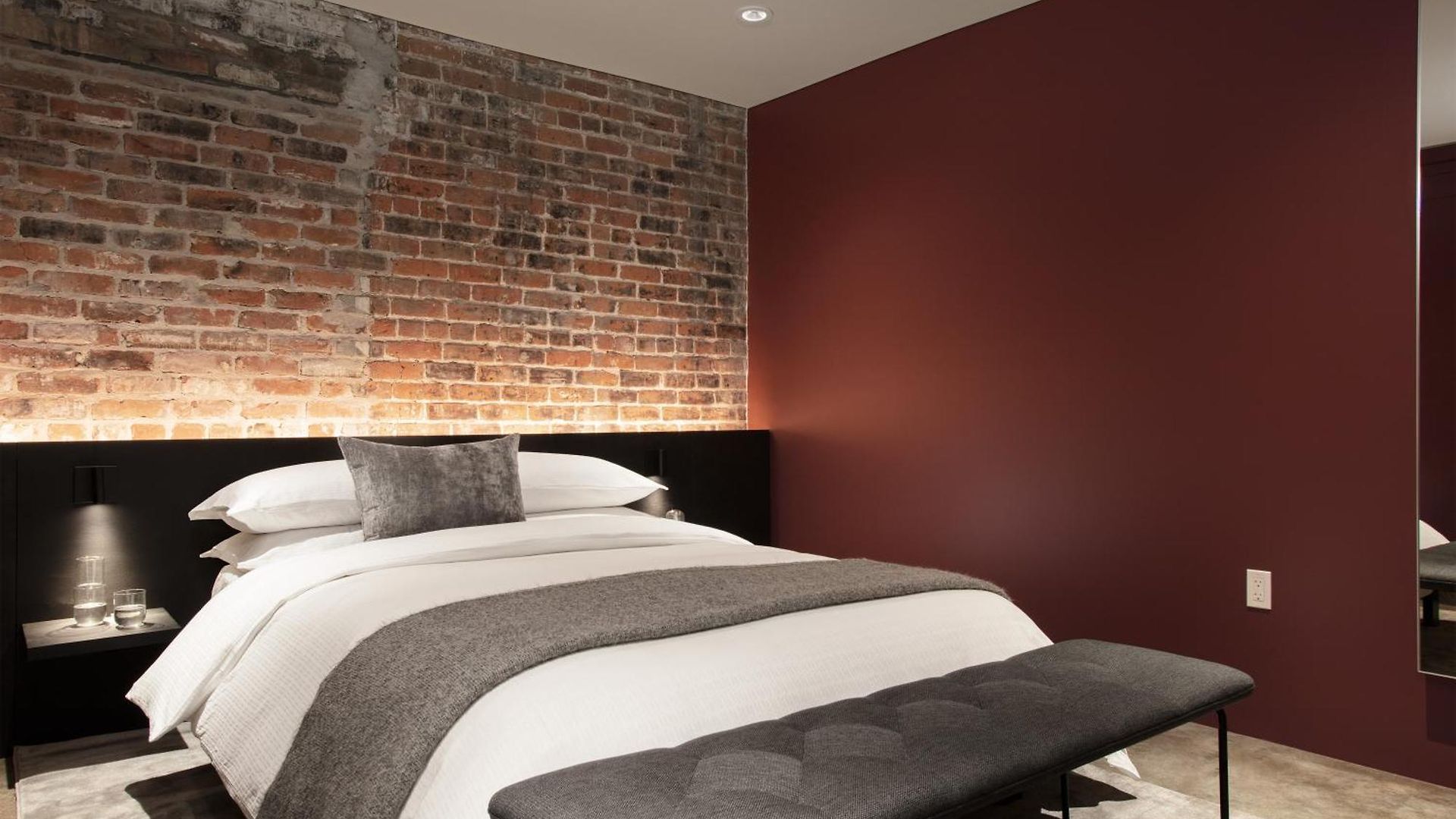 The Luzianne Hotel *