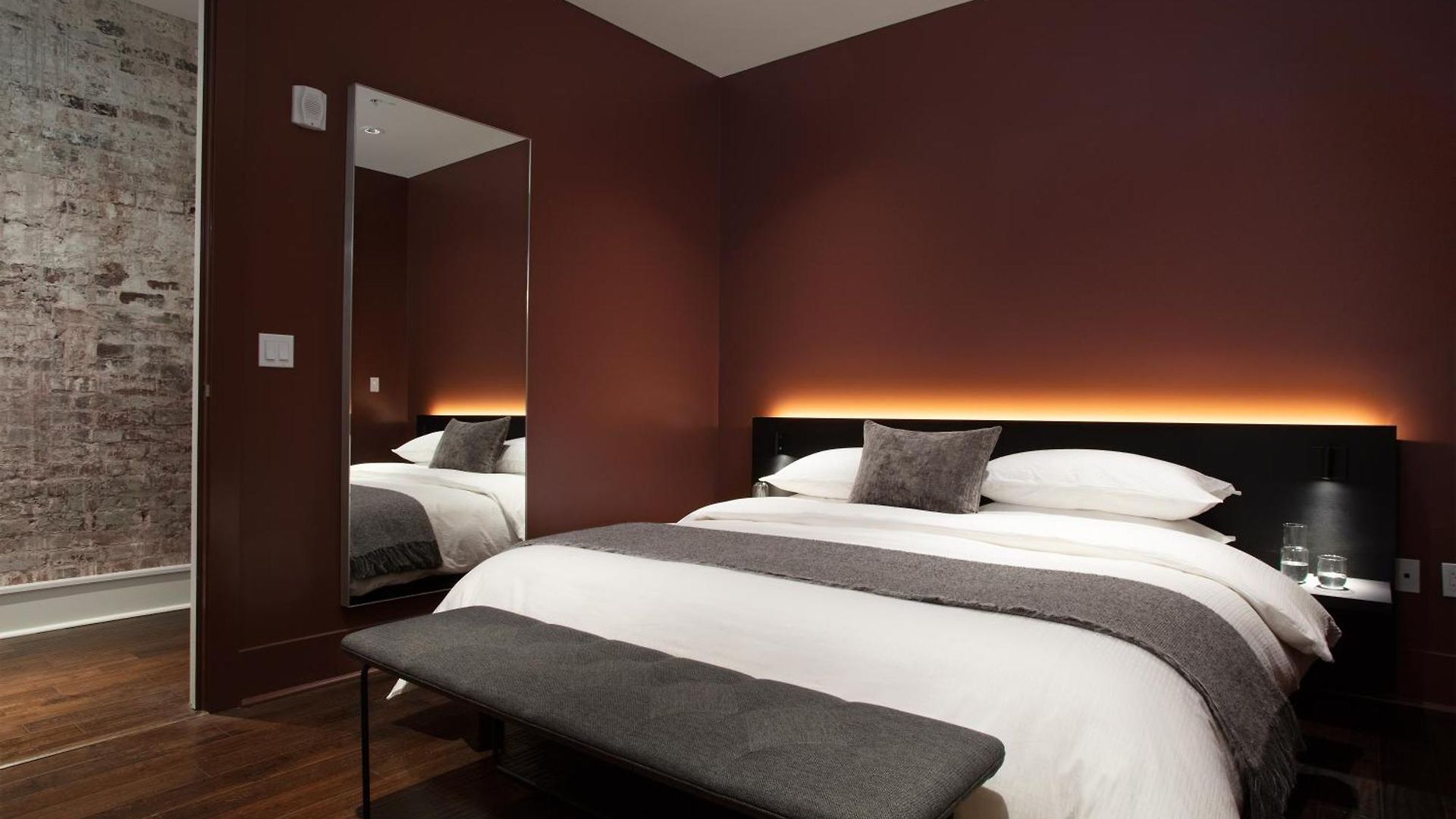 The Luzianne Hotel *