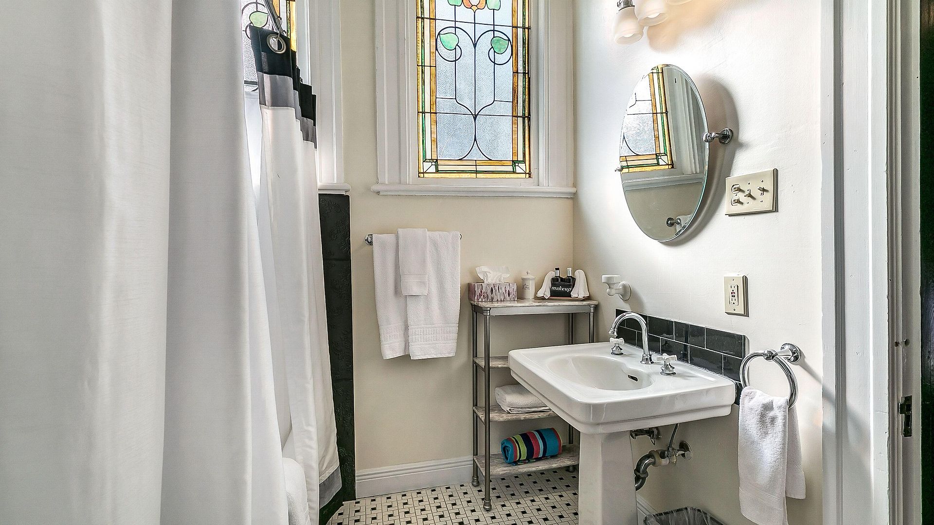 Canal Street Bed & Breakfast
