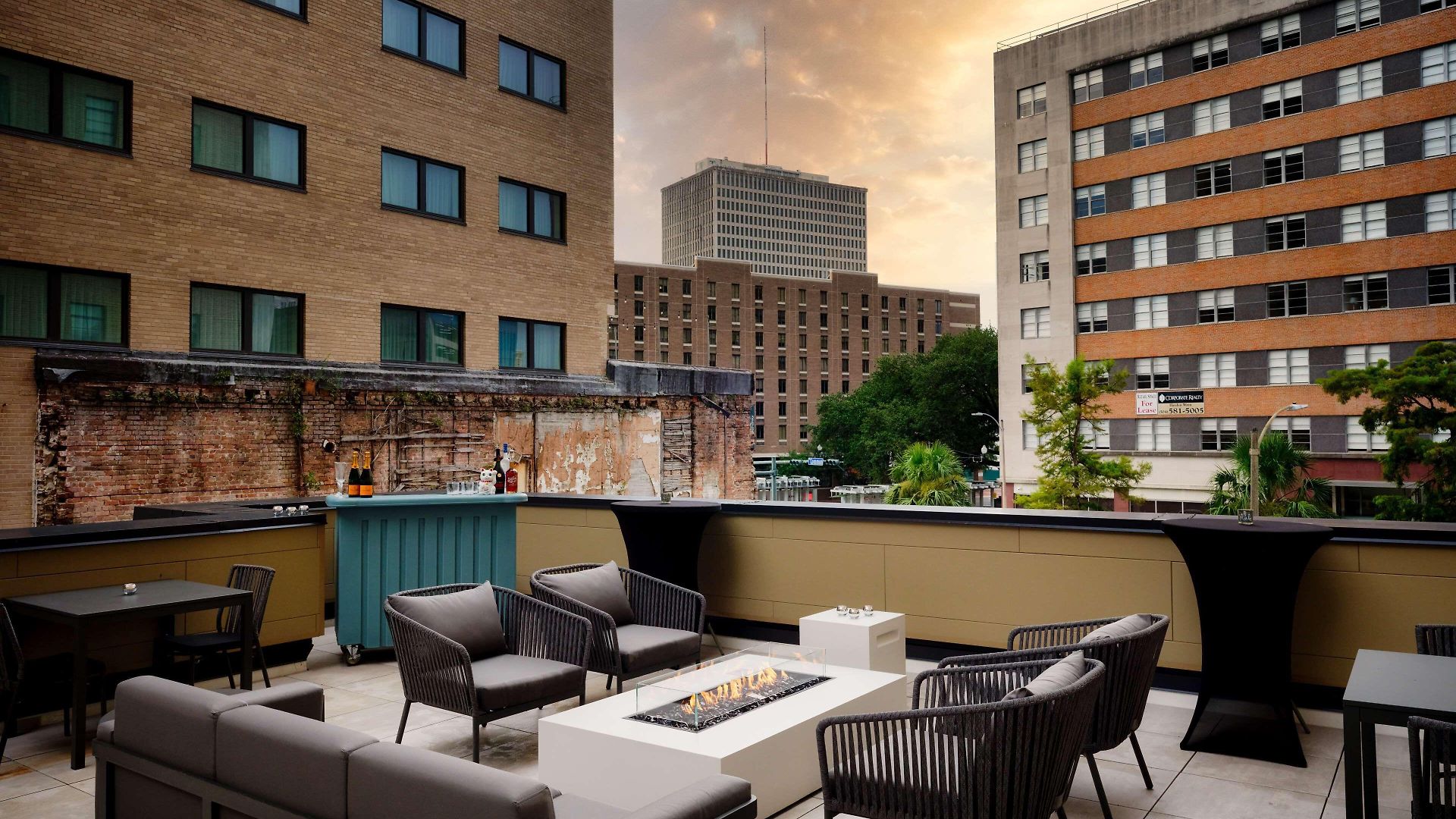 Canopy By Hilton Downtown