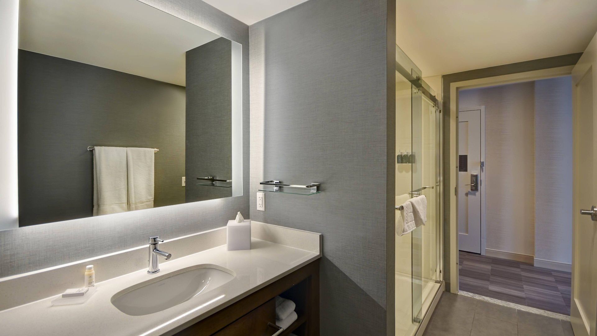 Hotel By Marriott French Quarter Area/cen B 3*