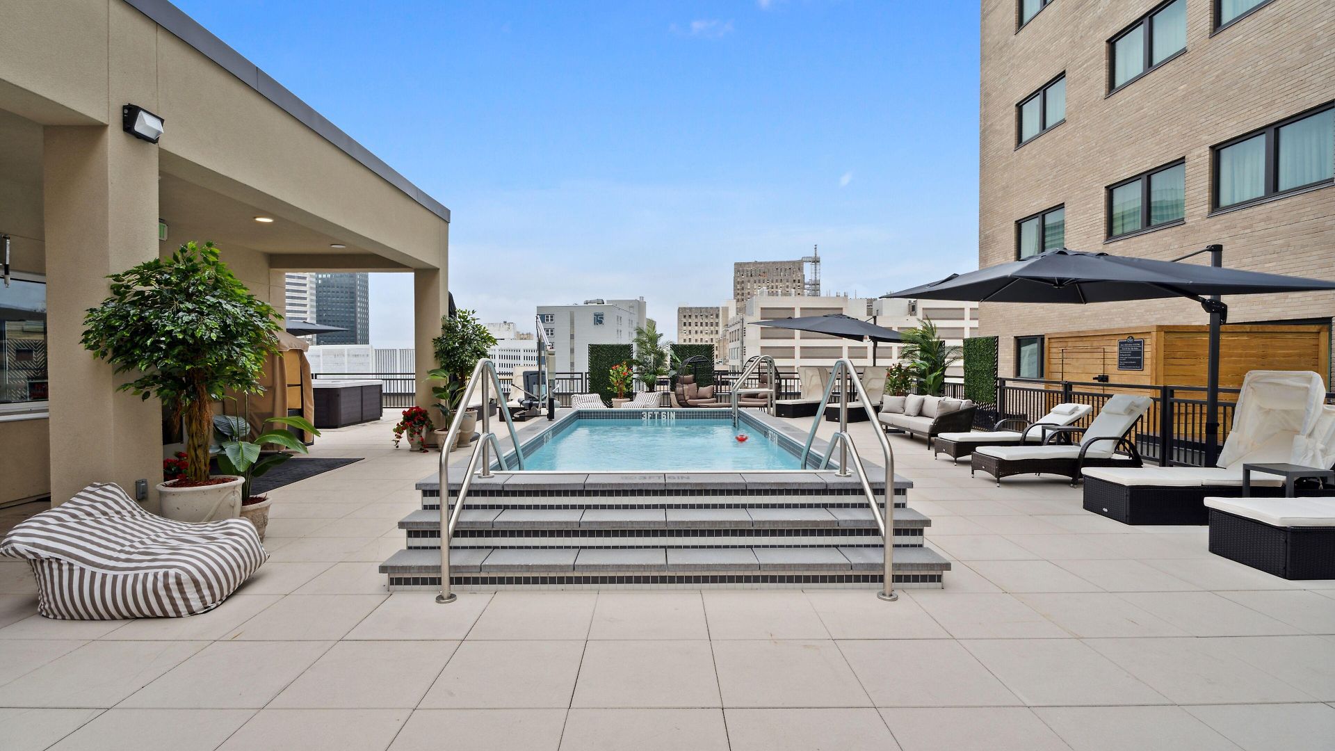 Hotel The Eleanor New Orleans