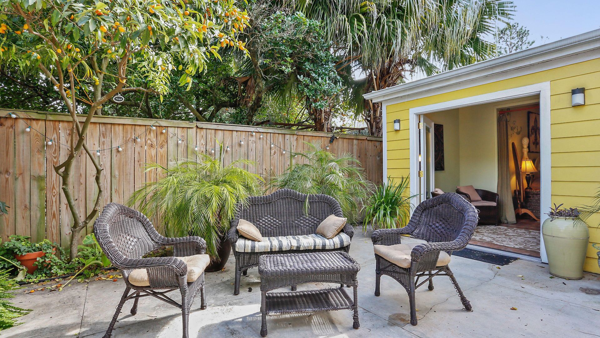Auld Sweet Olive Bed & Breakfast 4*