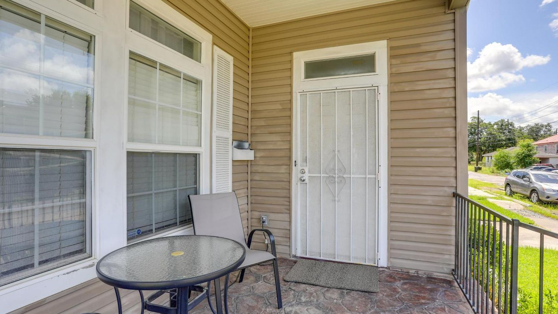 Family W/ Fenced Backyard In New Orleans! Holiday home