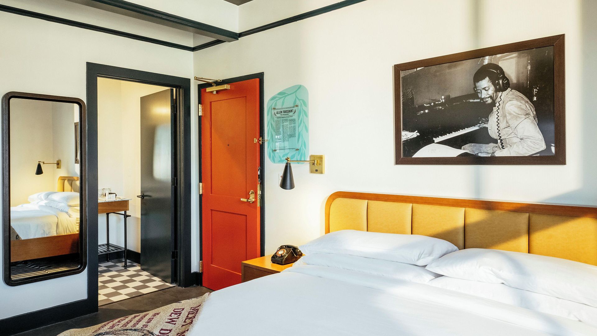 Dew Drop & Lounge 4*