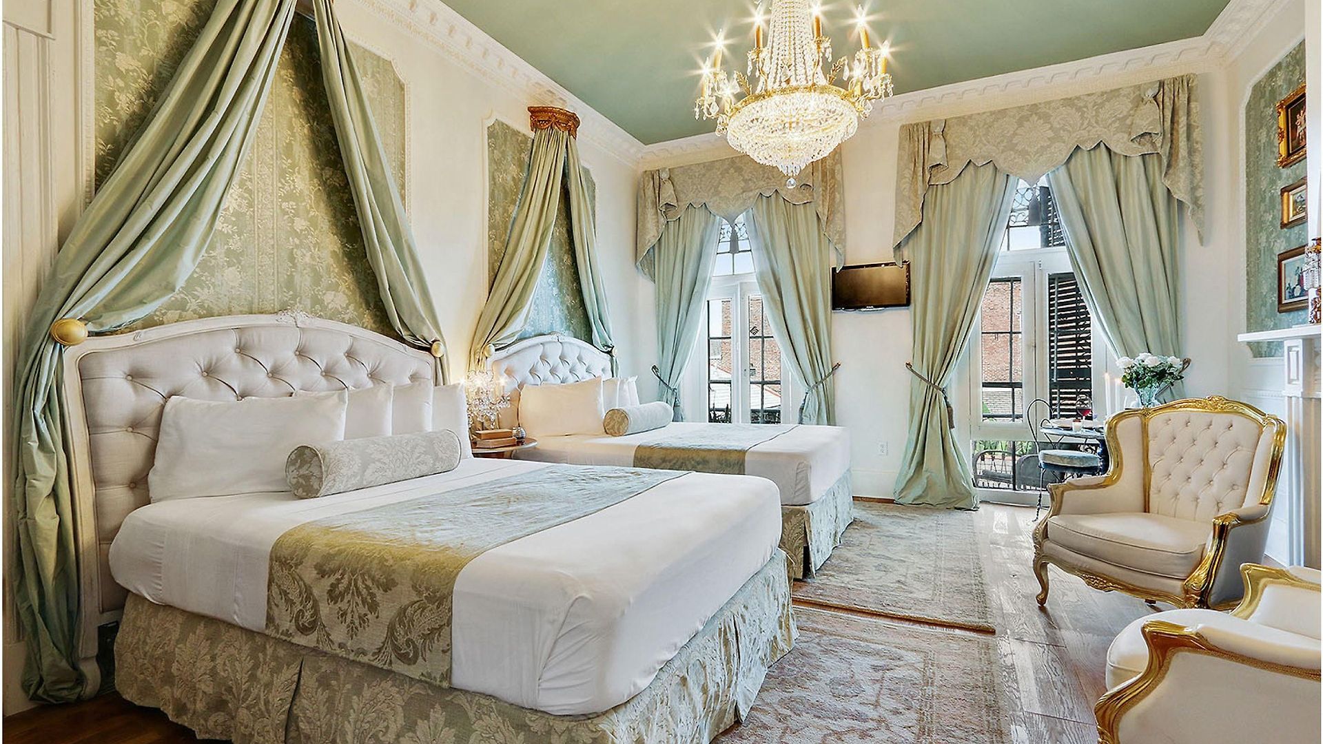French Quarter Mansion New Orleans