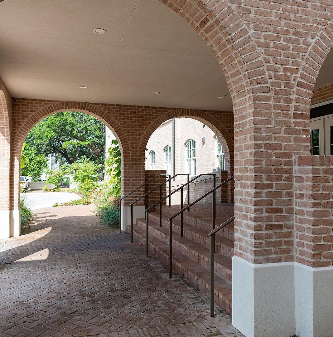 Bywater Aparthotel 3*