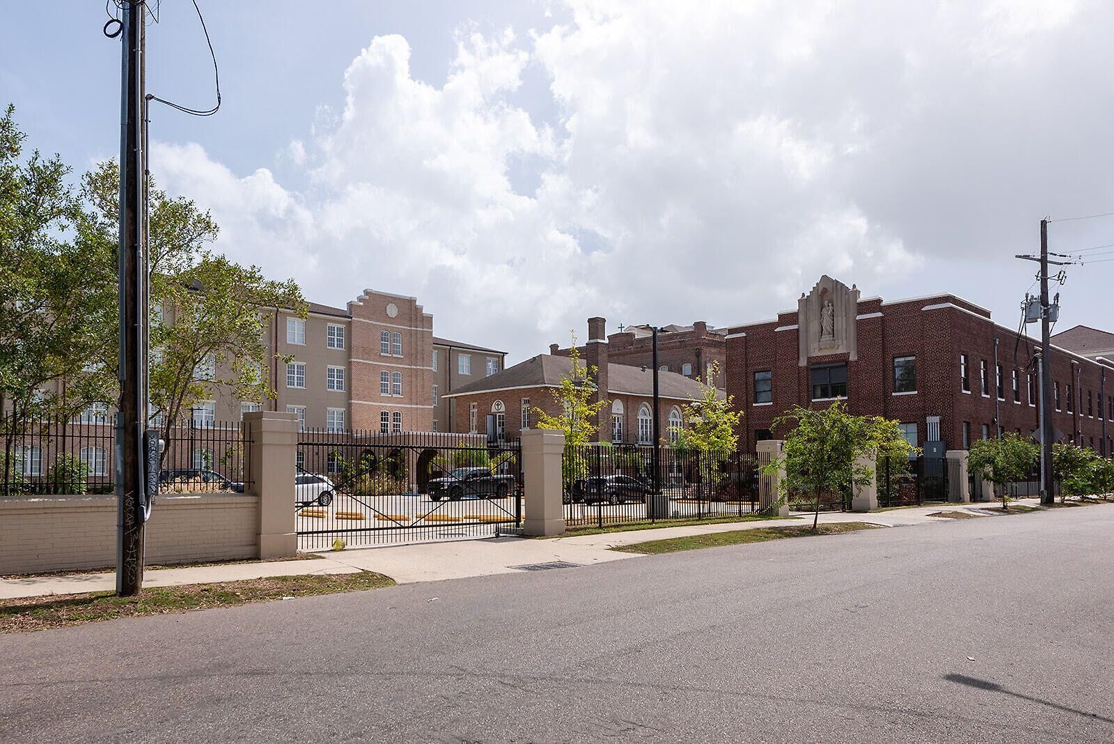 Bywater 3*