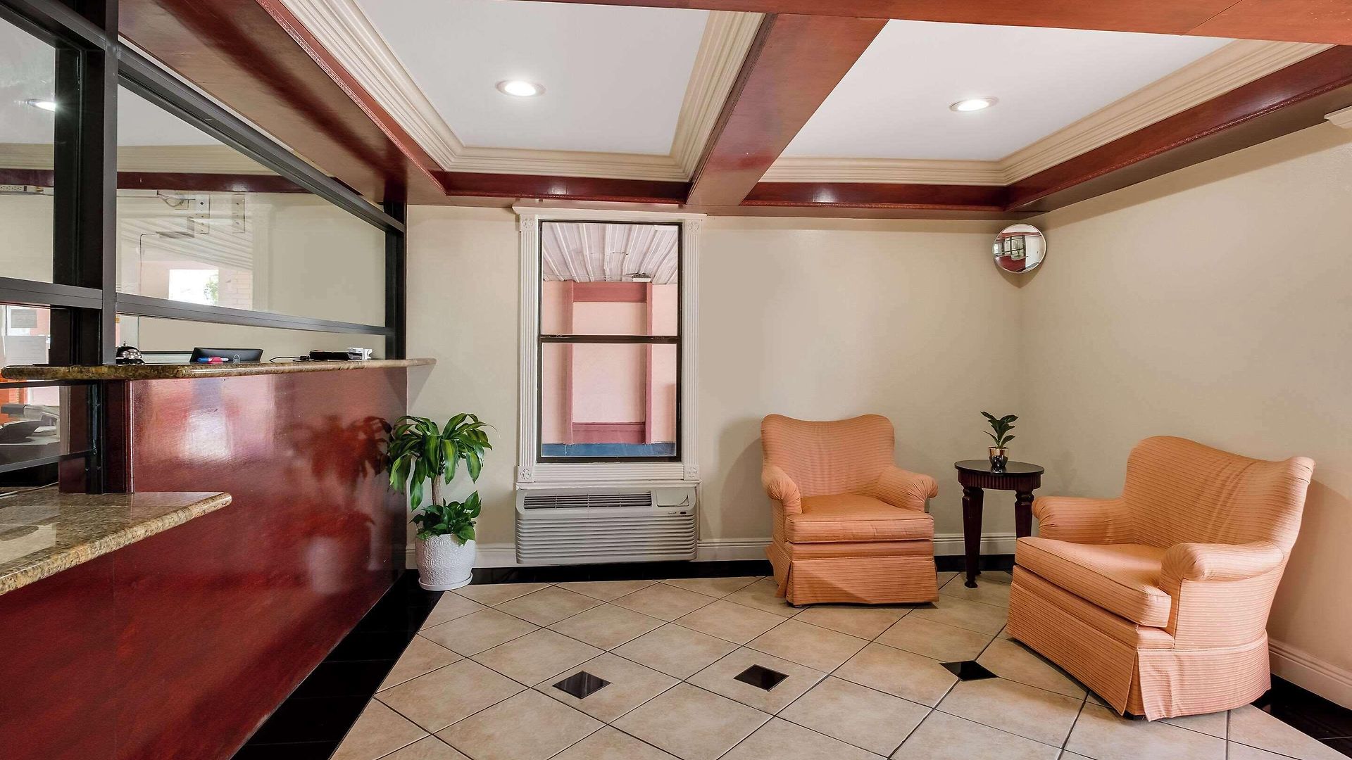 Relax Inn & Suites New Orleans