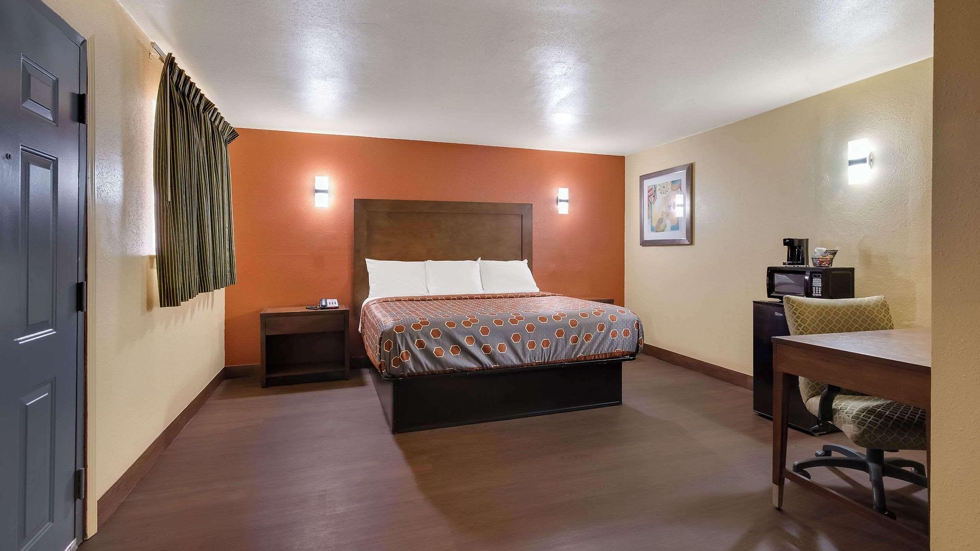 Hotel Relax Inn & Suites *
