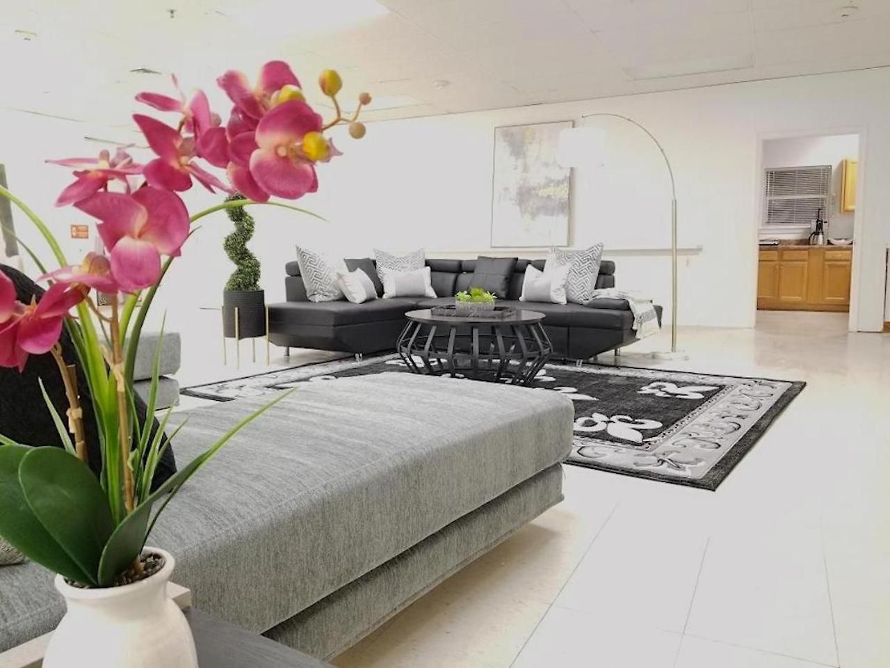 9br-sleeps 19. Amazing Deal!! New Orleans