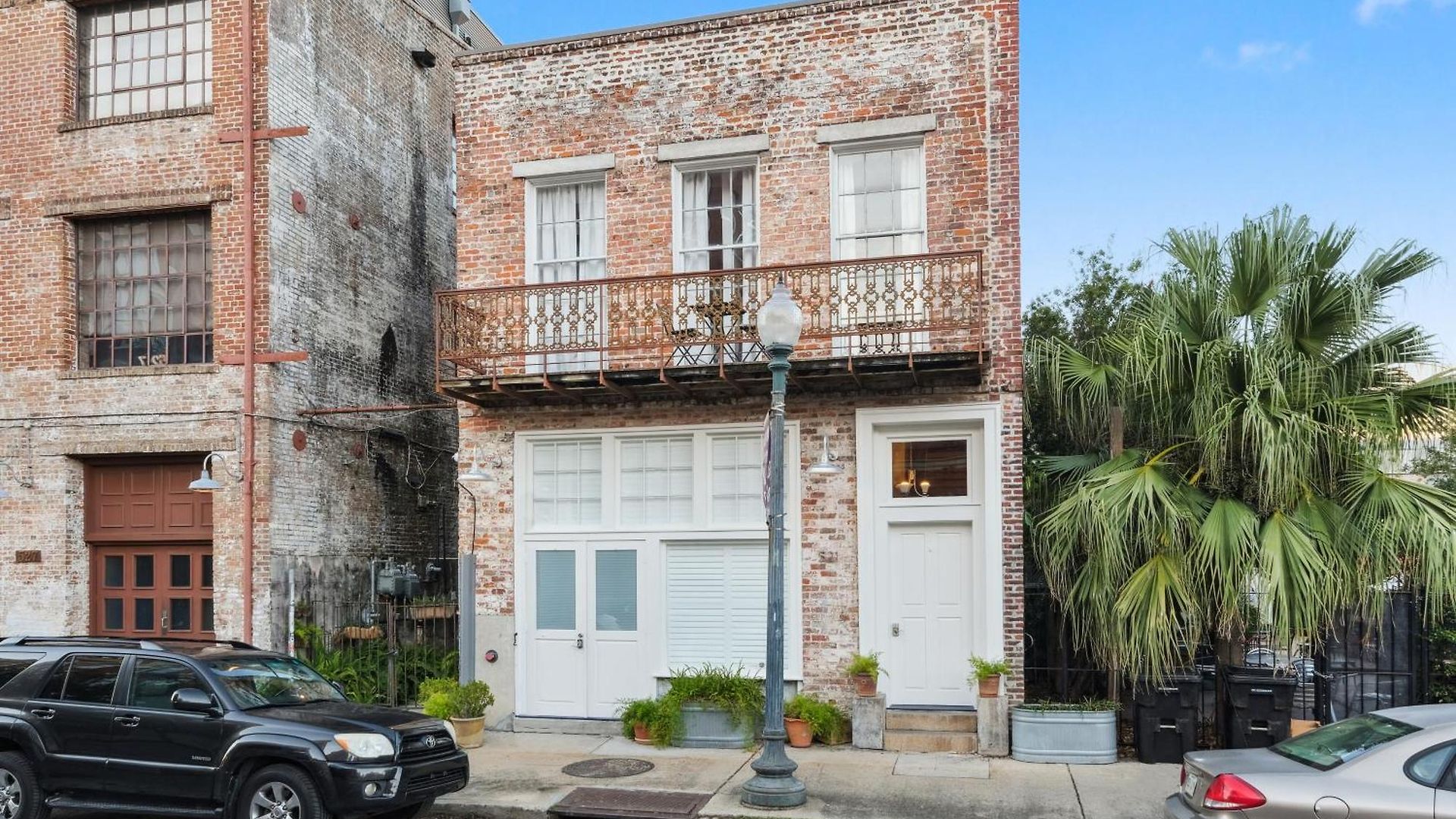 Exquisite Flat In Arts District * New Orleans