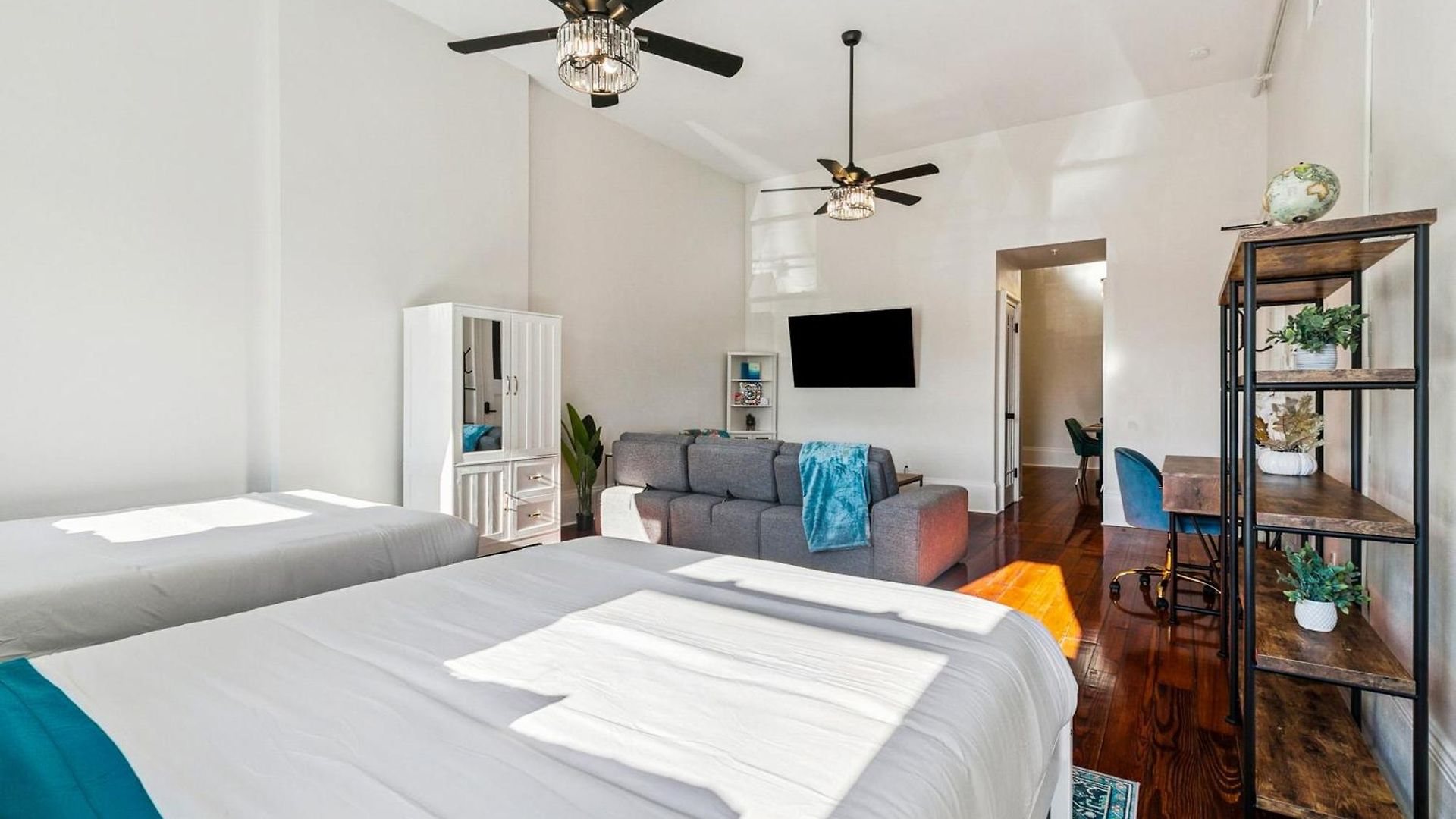 Apartment Stylish & Spacious In New Orleans