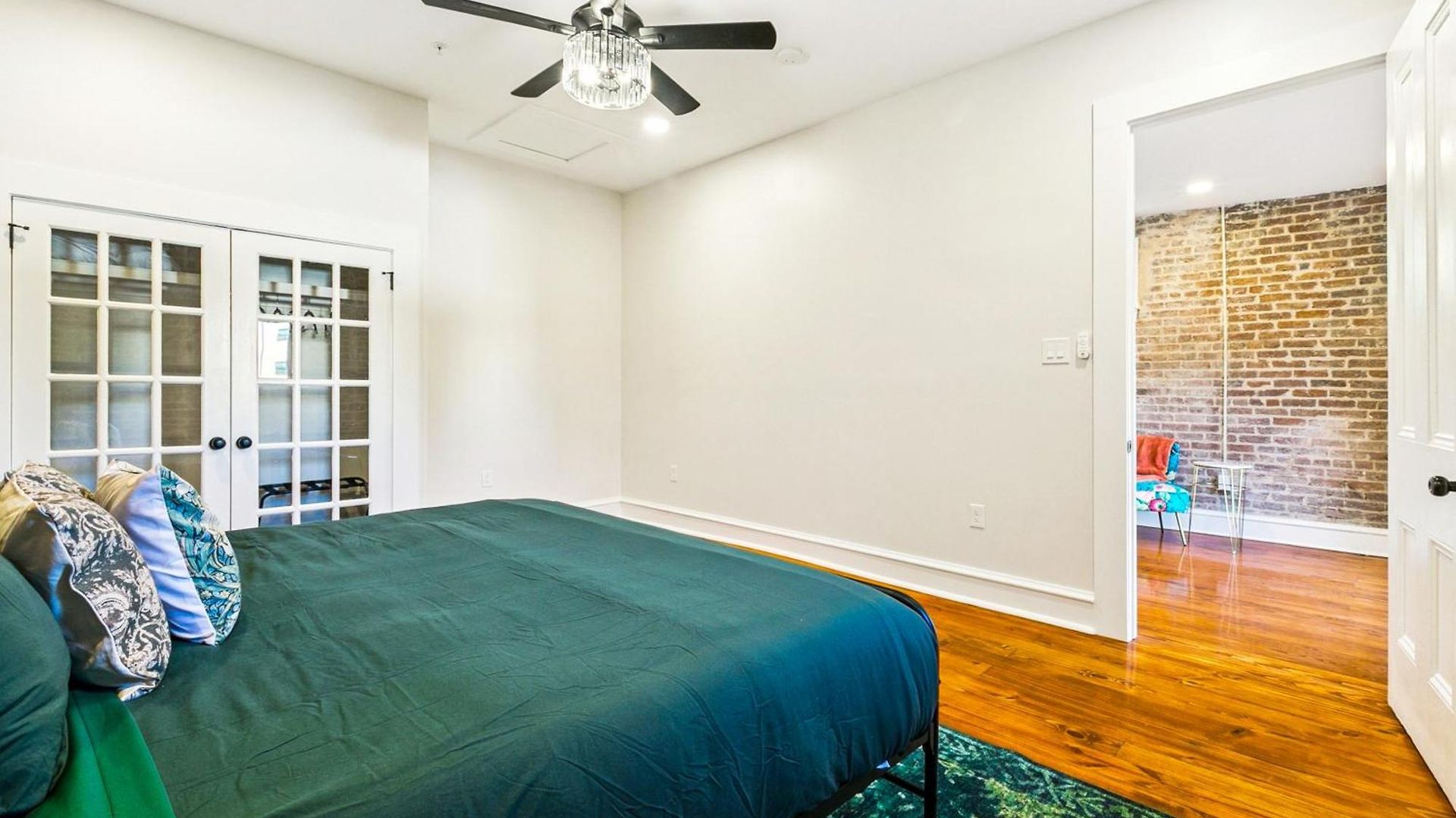 Stylish & Spacious In Apartment New Orleans