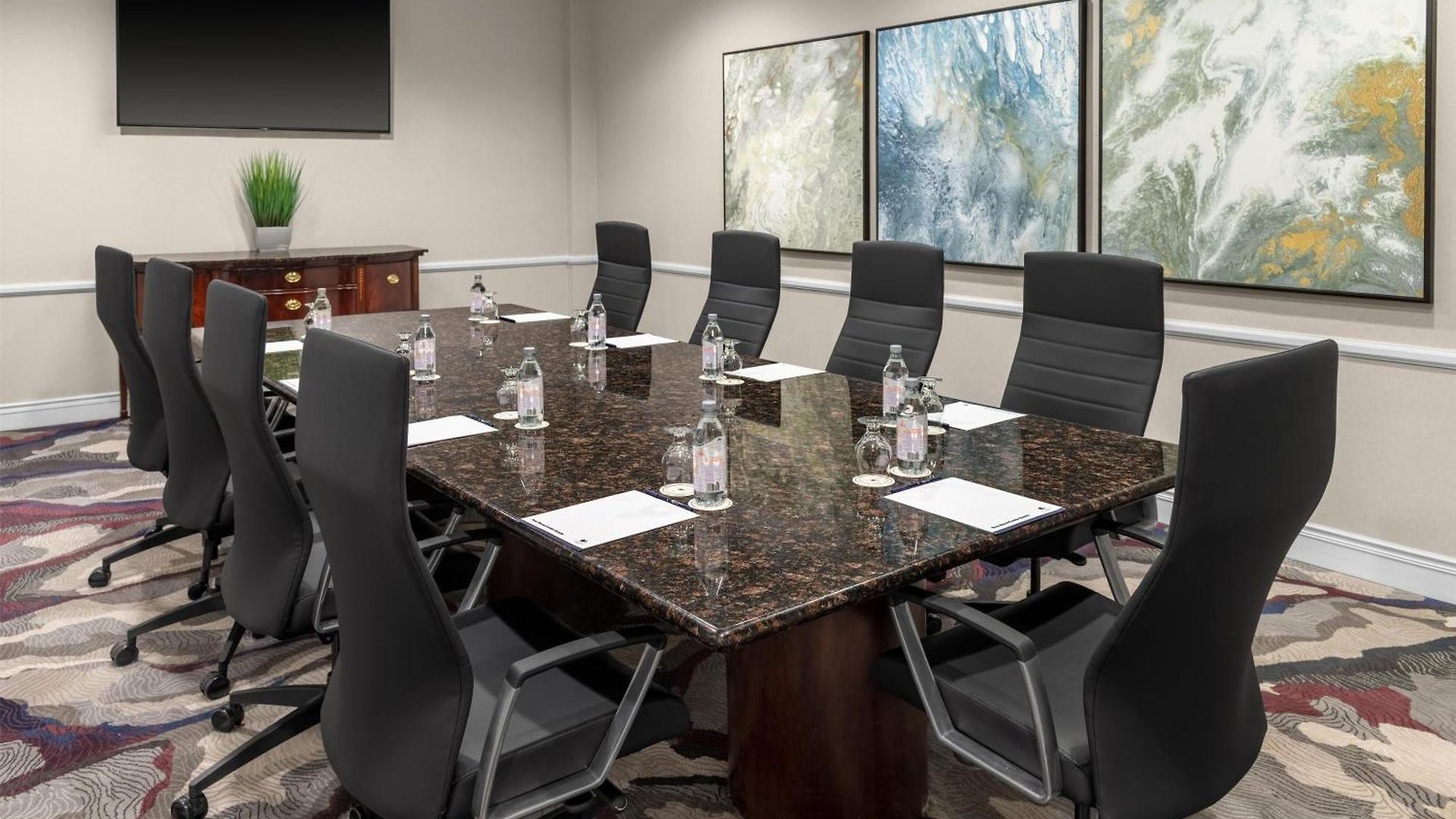 Doubletree By Hilton 4*