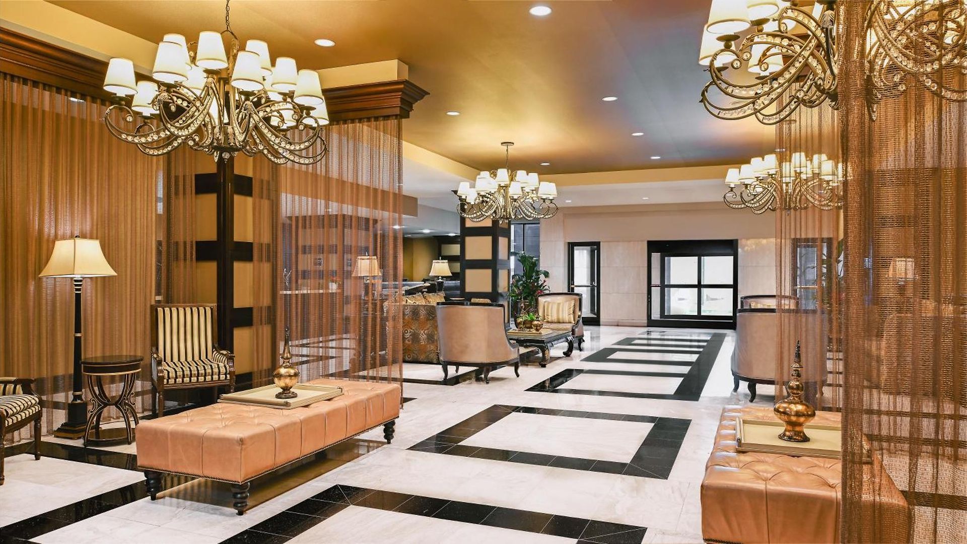 Intercontinental By Ihg Hotel 4*