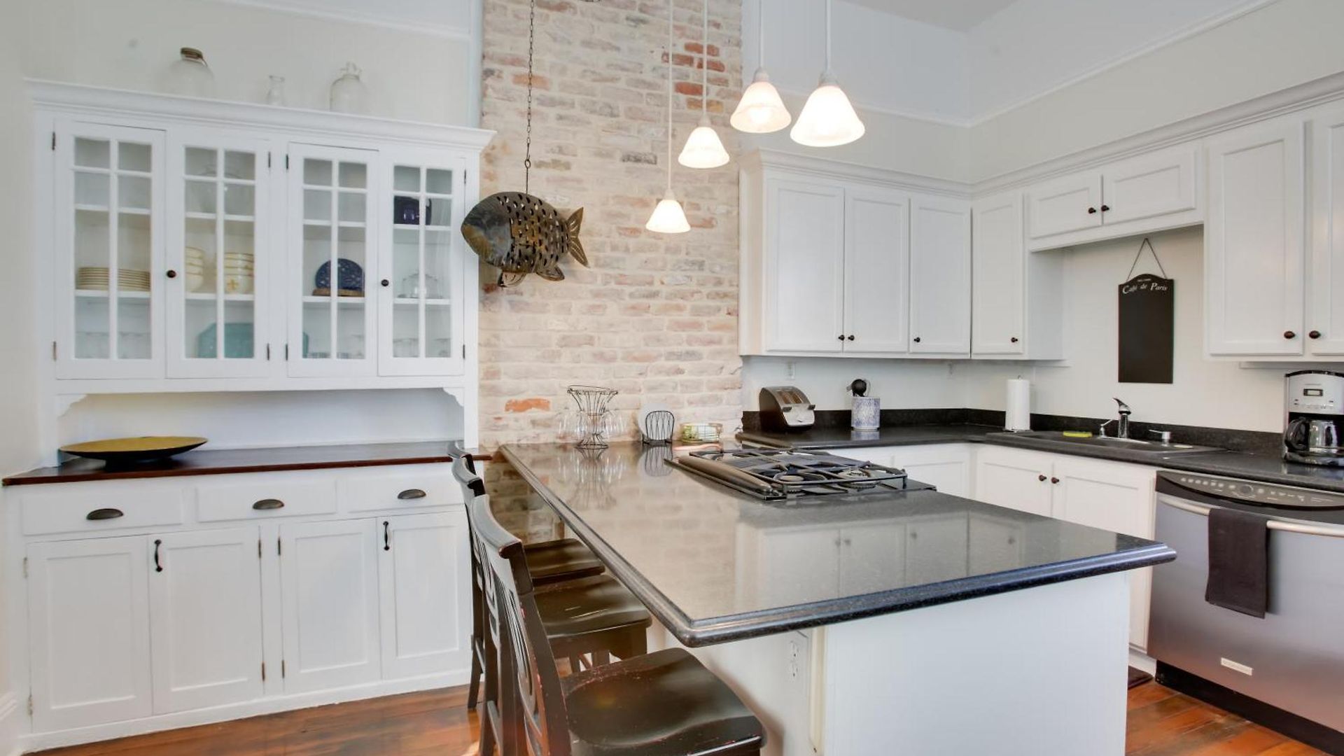 Historic Nola Gem: 3-bed Shotgun-style Home! New Orleans
