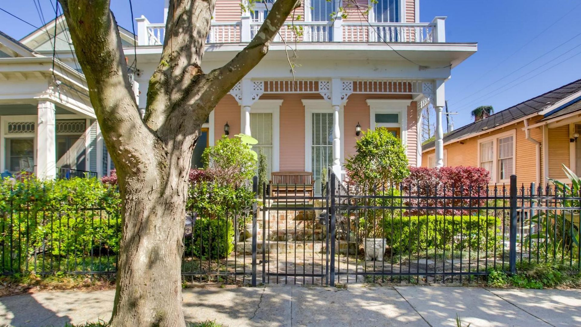 Holiday home Historic Nola Gem: 3-bed Shotgun-style Home!