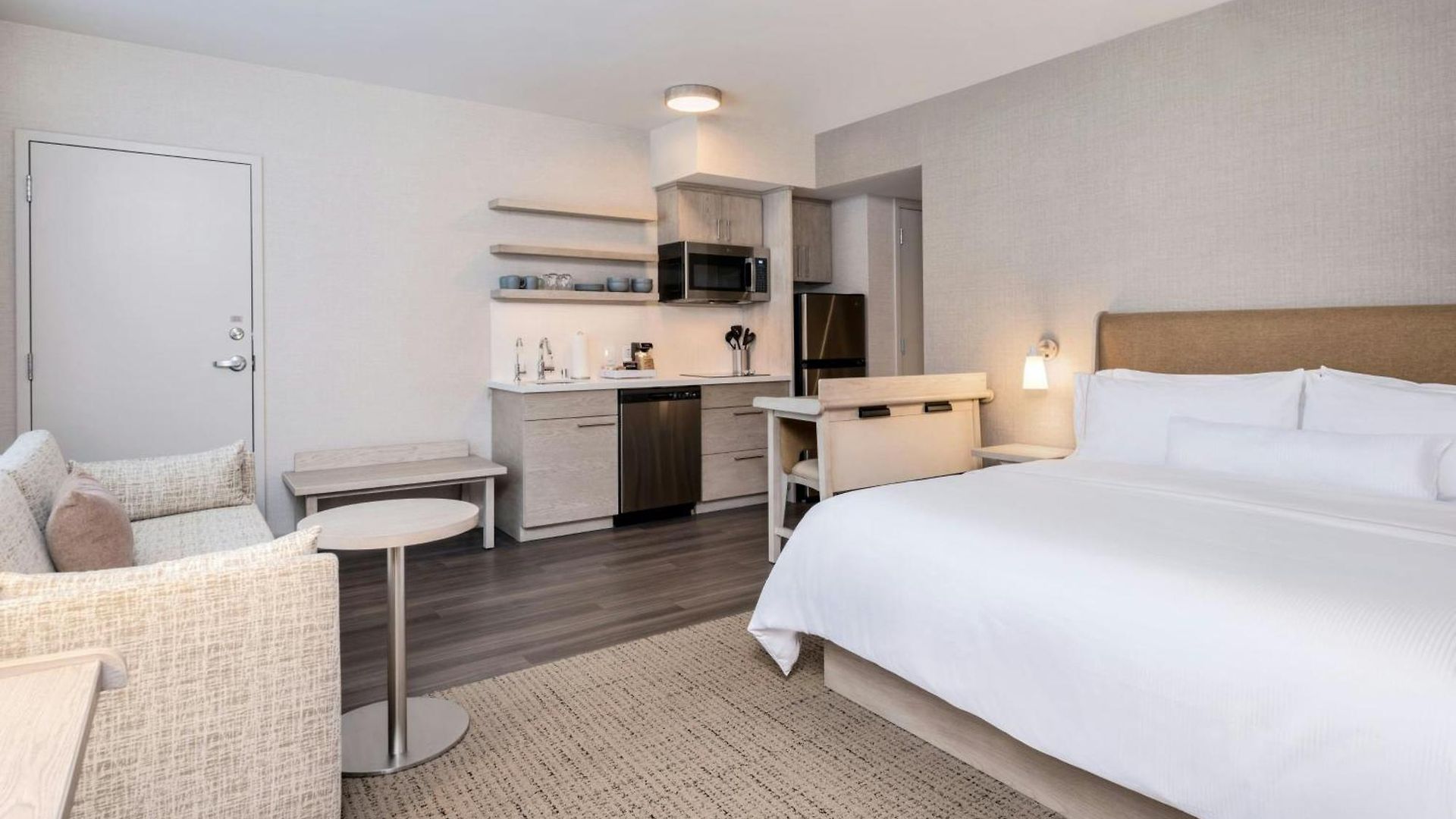 Element By Marriott Downtown Hotel 3*