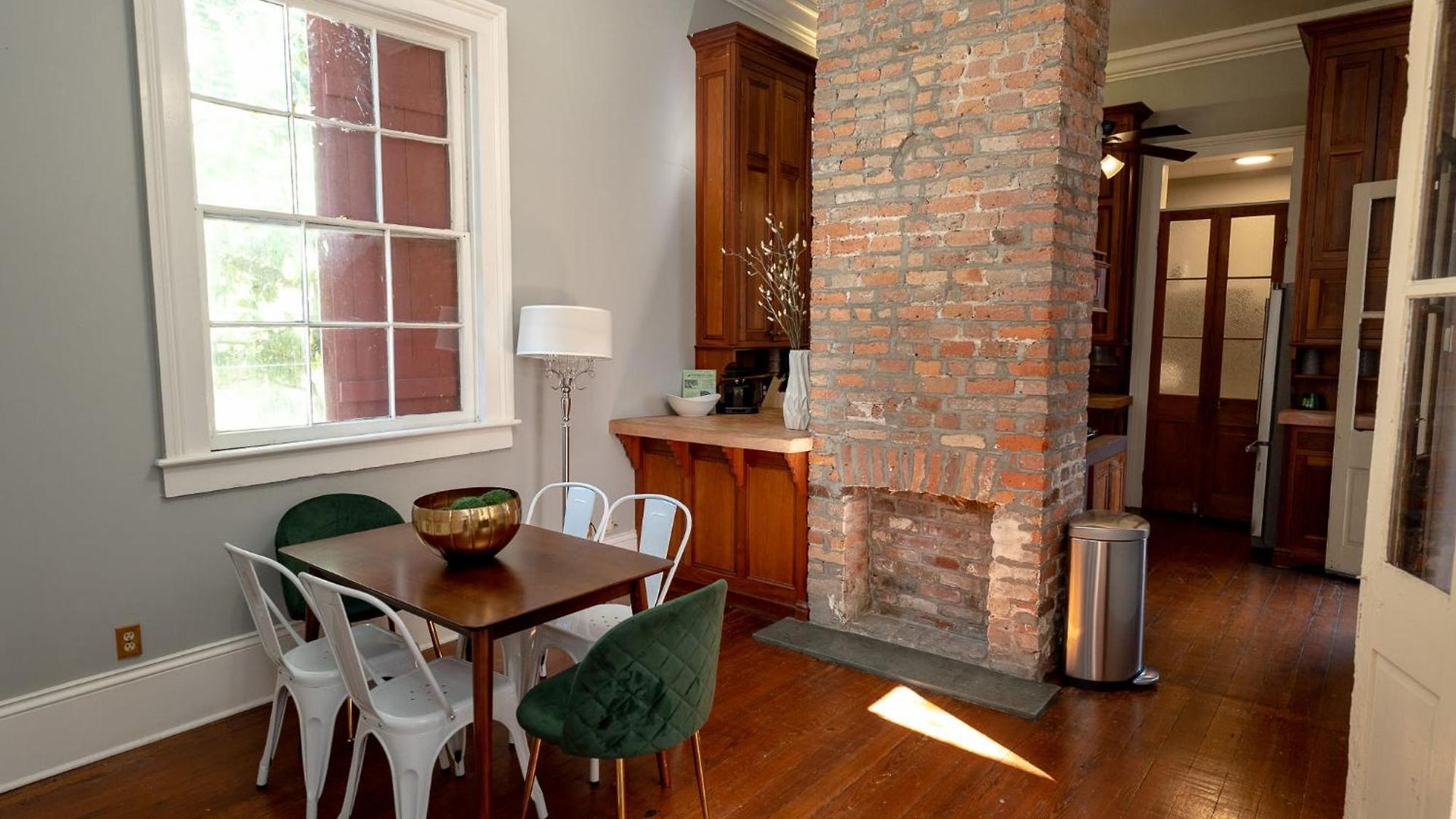 Inn Delight House *
