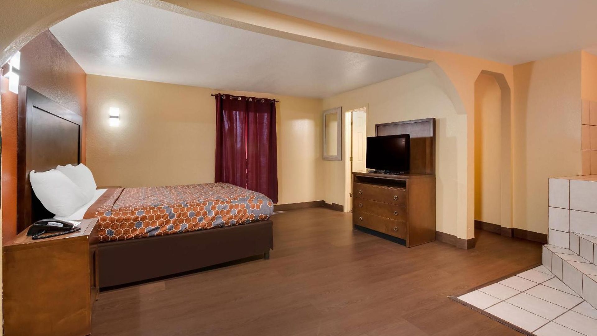 Relax Inn & Suites Hotel New Orleans