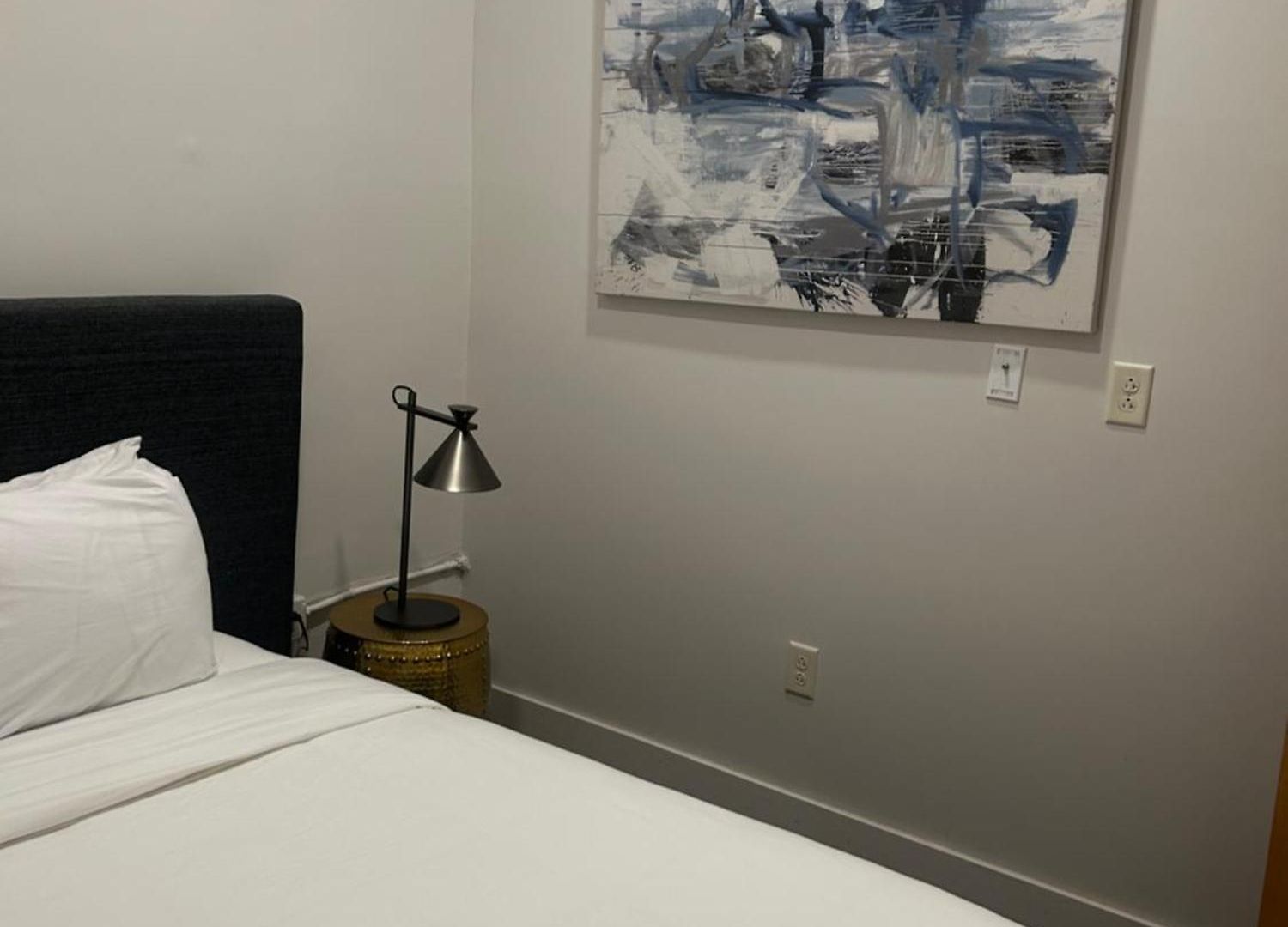The Gregory 402 Hotel *