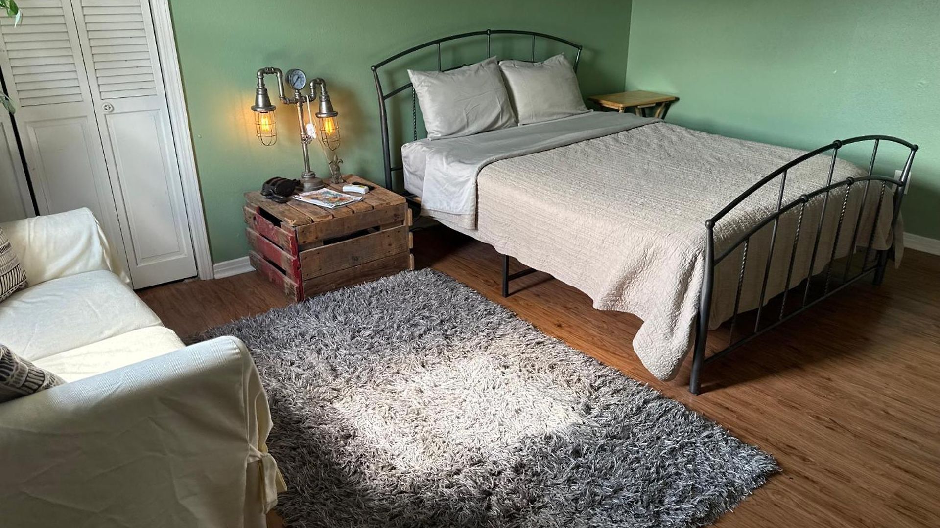 Holiday home 2 Bedroom 2 Bath Fun Vibes No Pet Fees *