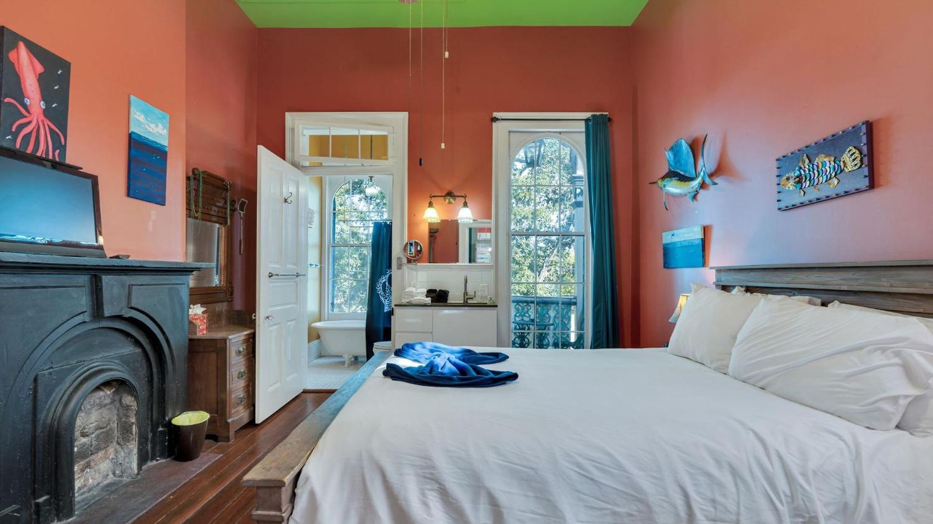 Peaceful Retreat W Balcony Near French Quarter 3*