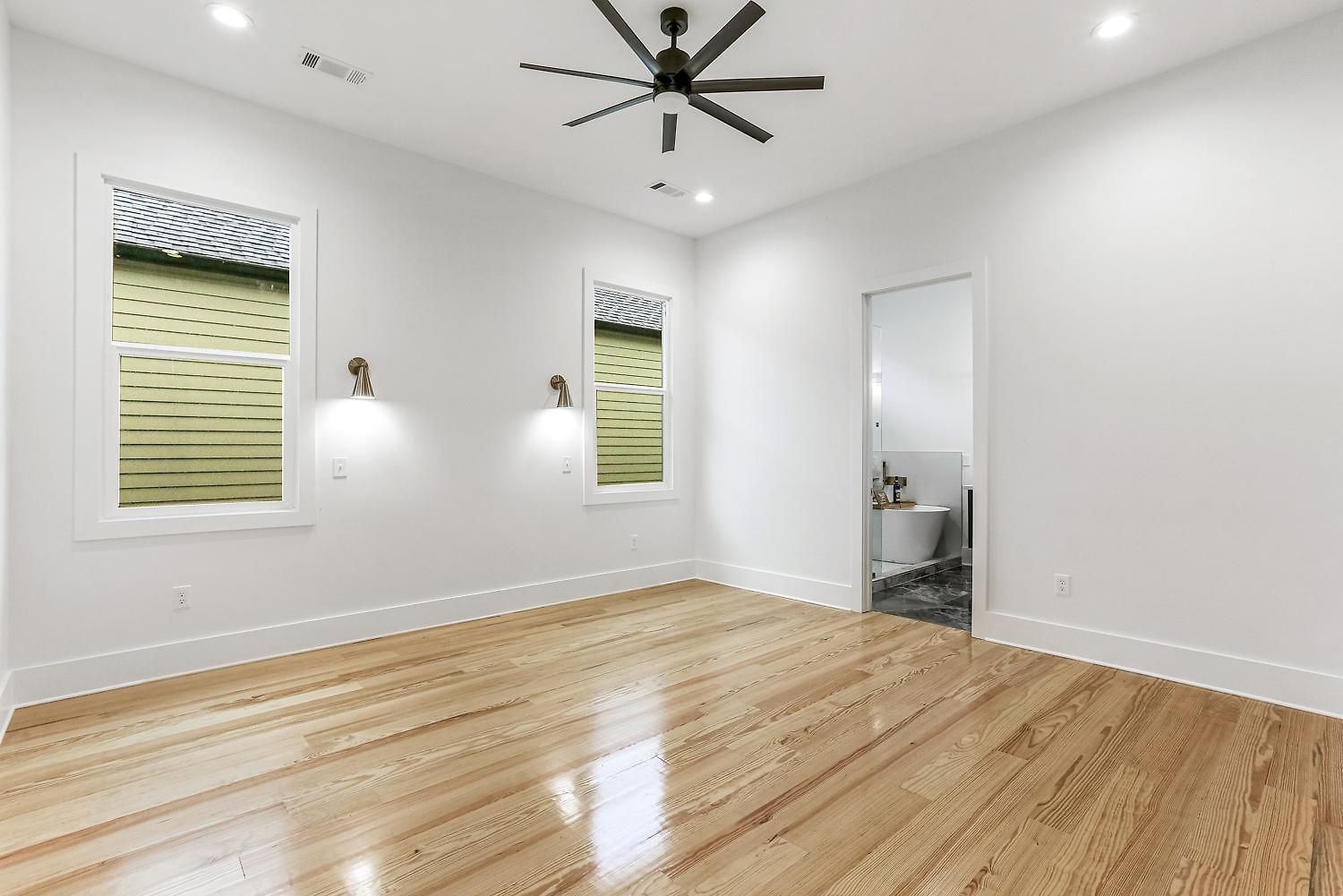 The Royal Haus Nola 3 Bed Beauty Holiday home New Orleans