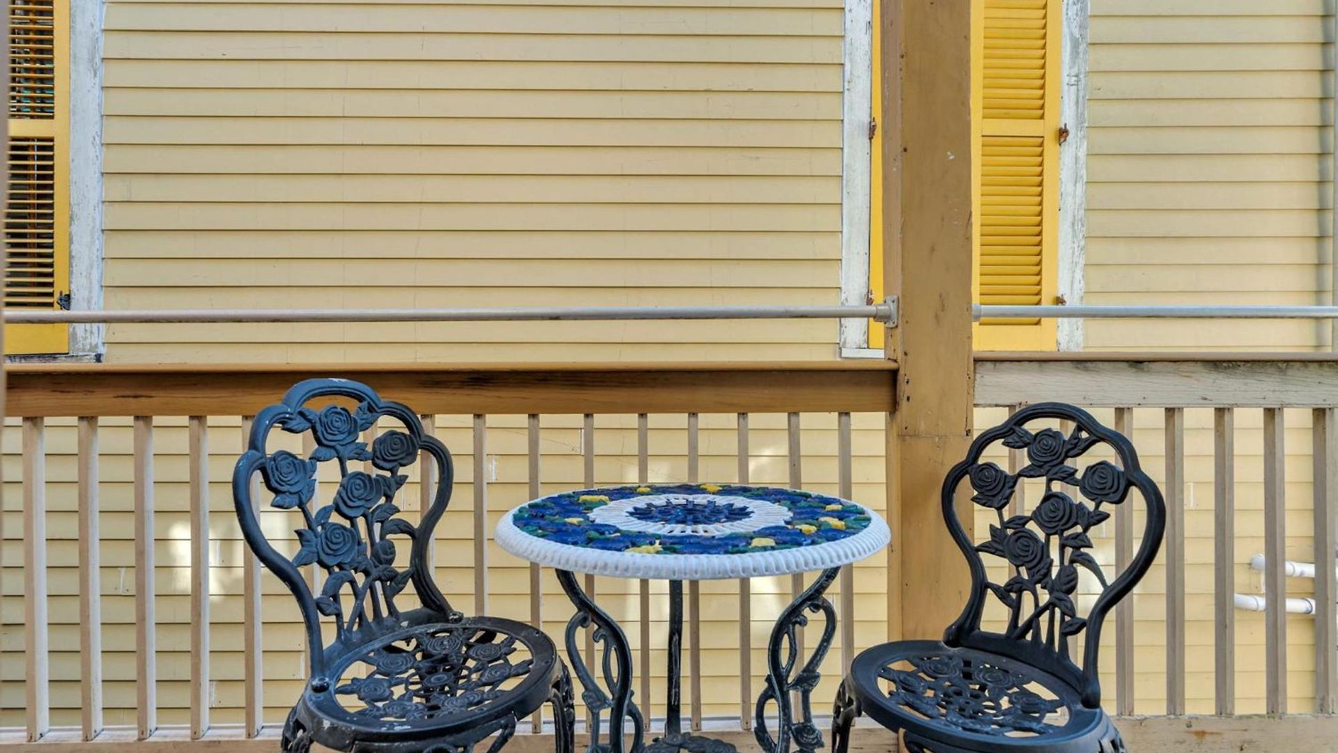Antique W Garden Views On Esplanade Bed & Breakfast New Orleans