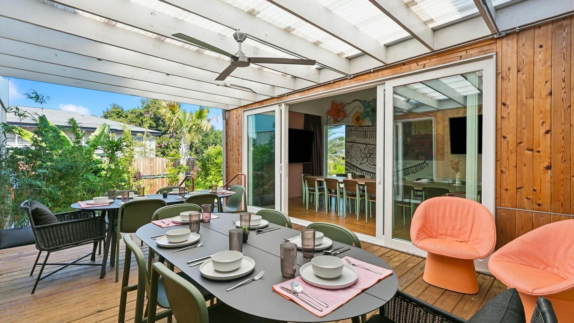 The Herald 12br Private Holiday home