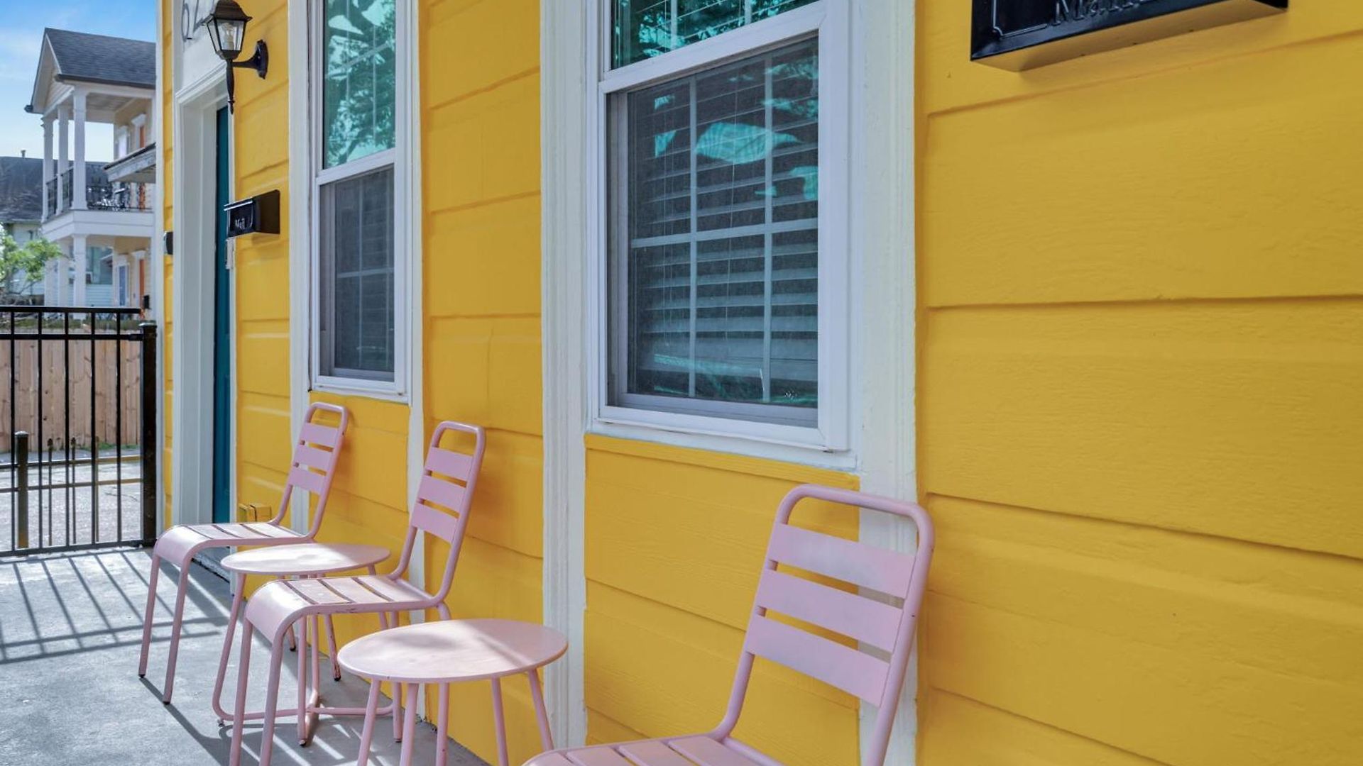 Tranquil Retreat W High Ceilings Near Streetcar Holiday home New Orleans