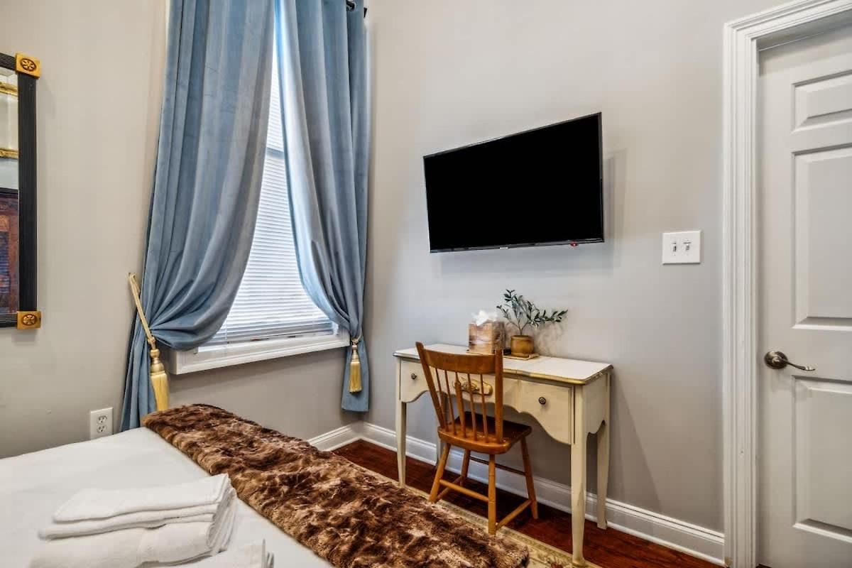 Spacious 5br 3ba With Private Courtyard And Heated Pool New Orleans