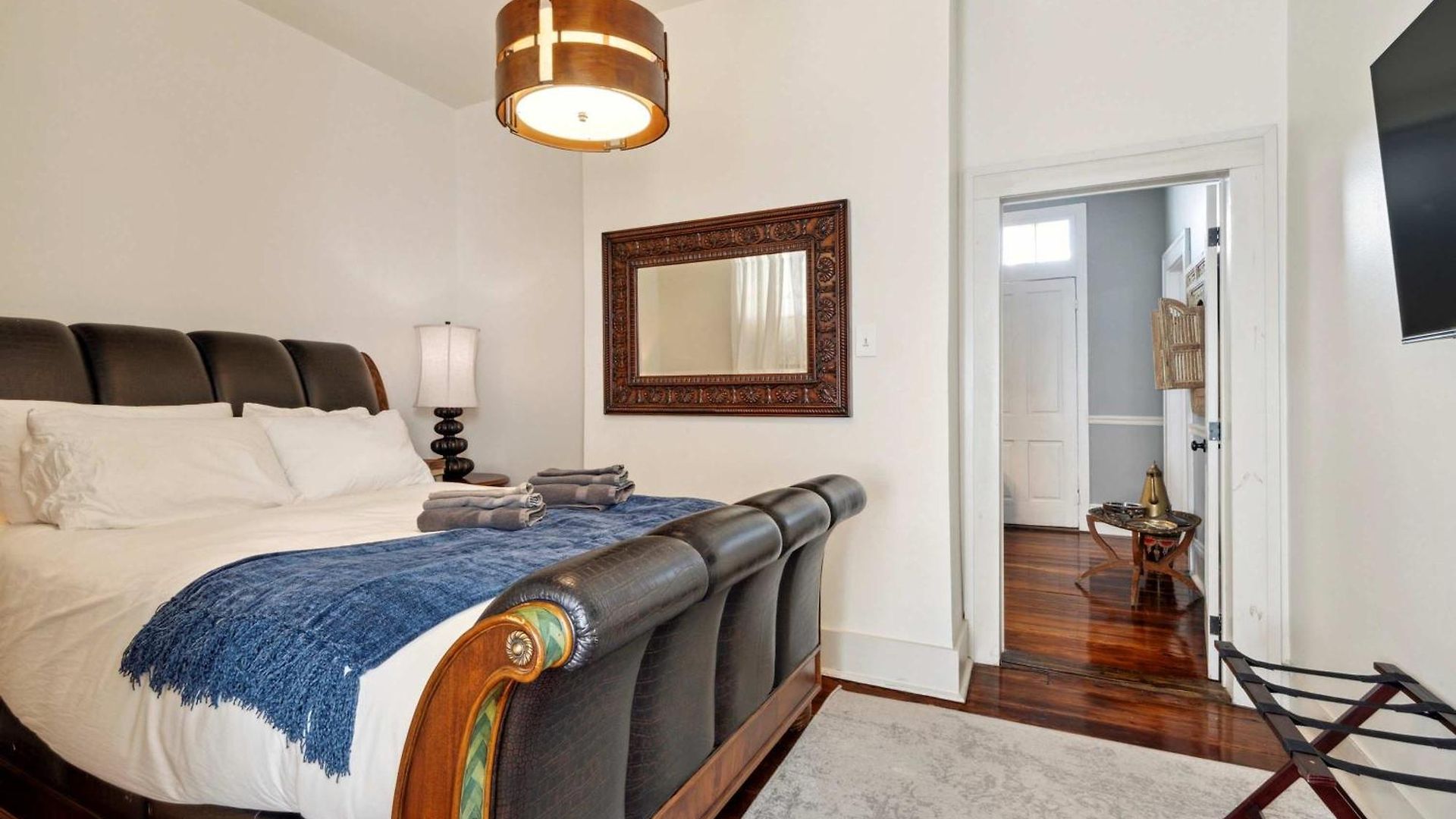 Bright W Heated Pool & Pool Table 5br 4ba Villa New Orleans