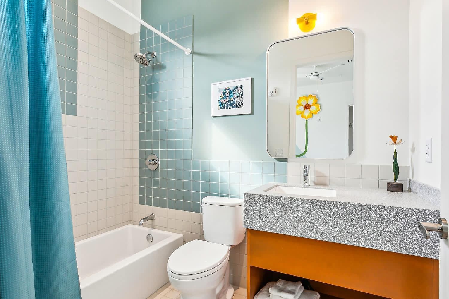 The Herald 12br Private