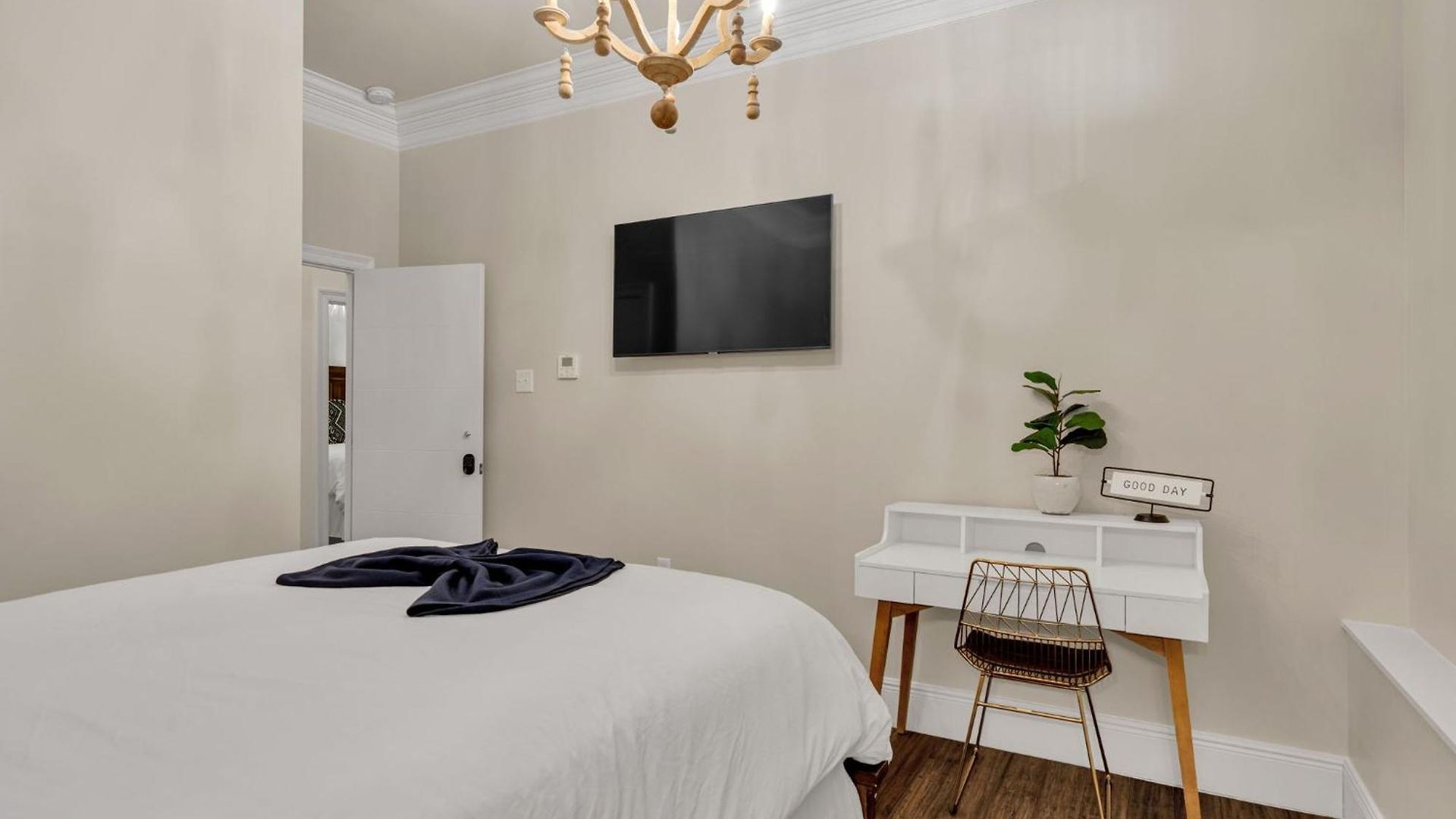 Barbie Dream W Hot Tub Sauna Near Fq Bed & Breakfast New Orleans