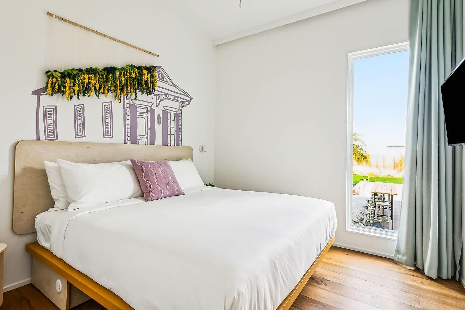 The Herald 12br Private Holiday home